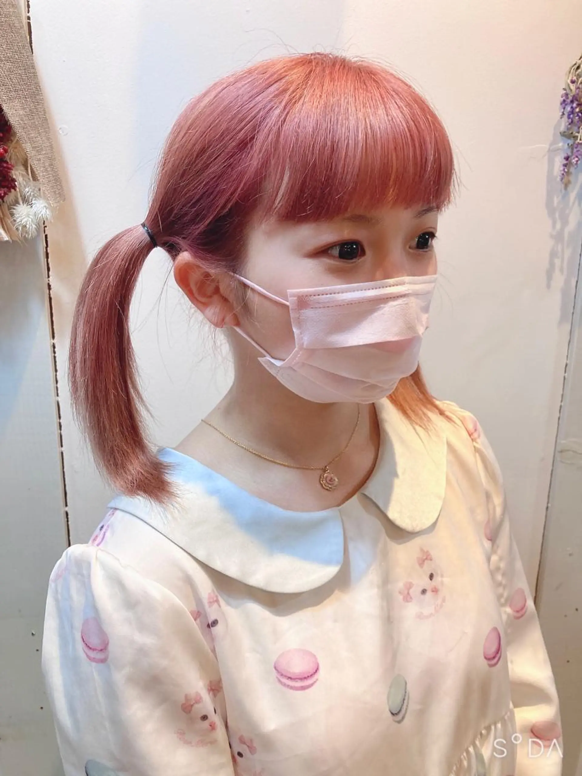 セミロング タカツド ユウキのヘアスタイル