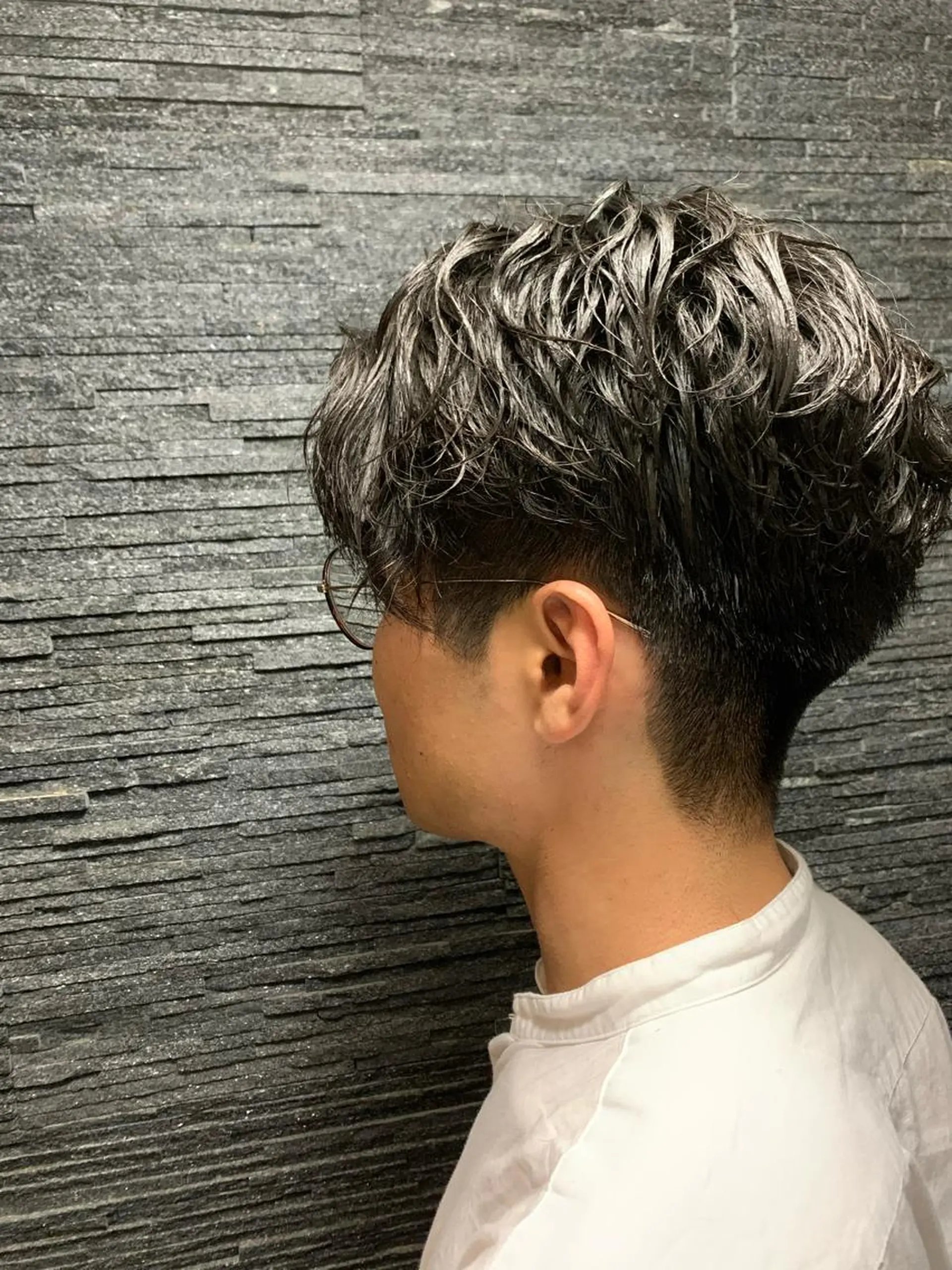 ミディアム パーマ メンズ カット無料 今野卓杜のヘアスタイル