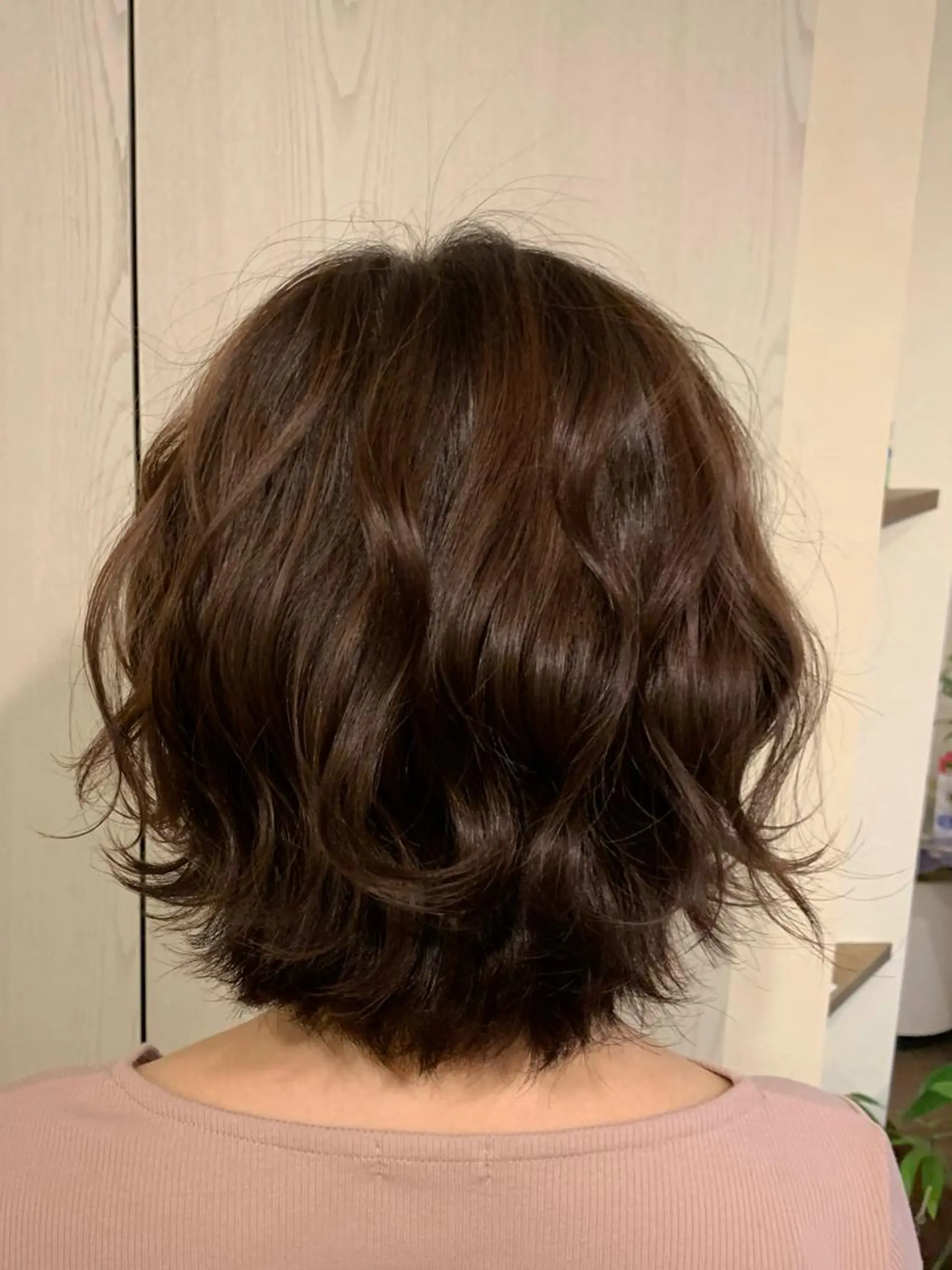 ショート カラー ベージュカラー モカベージュ LUCIA所属・透明感カラー/ブリー チ無し/瀧田恭平のヘアスタイル