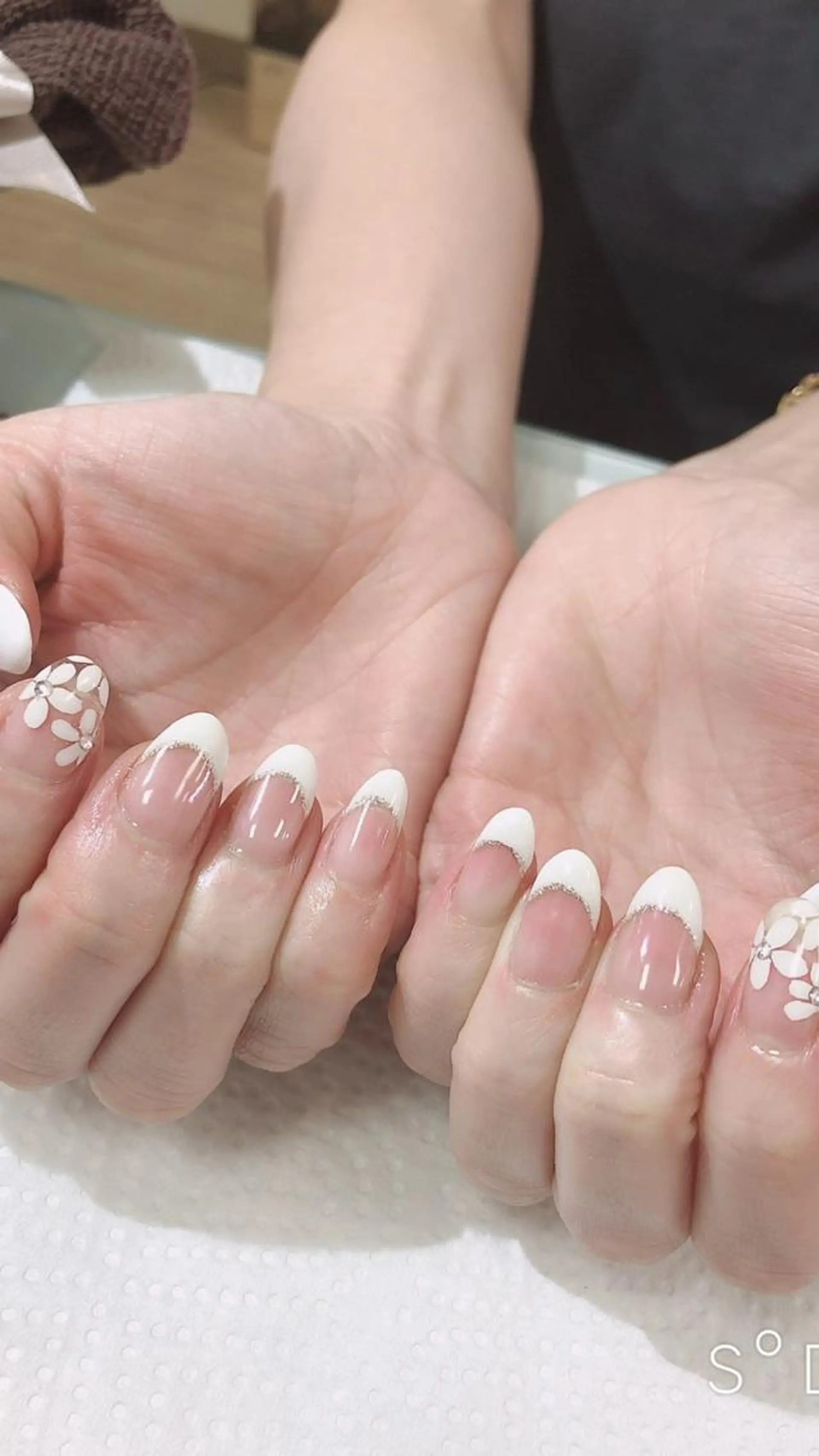 ネイル アートネイル フレンチネイル love girlのネイルデザイン