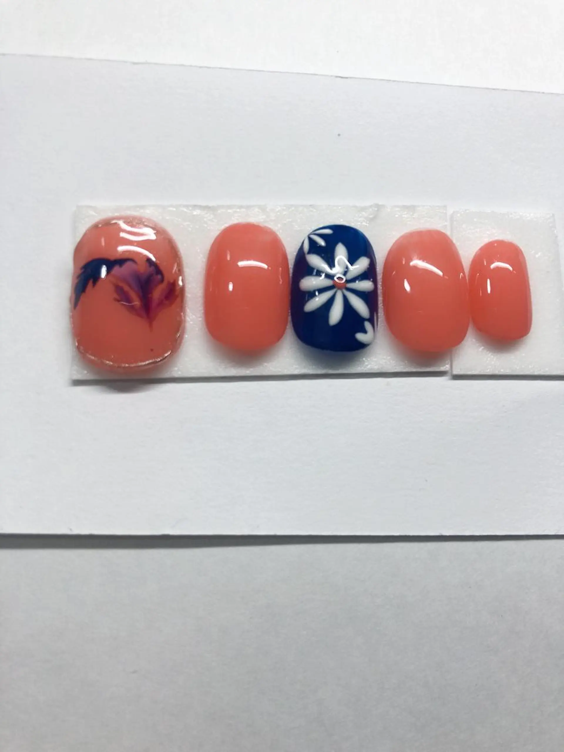 ネイル 中国整体院中の ネイルサロン💅のネイルデザイン
