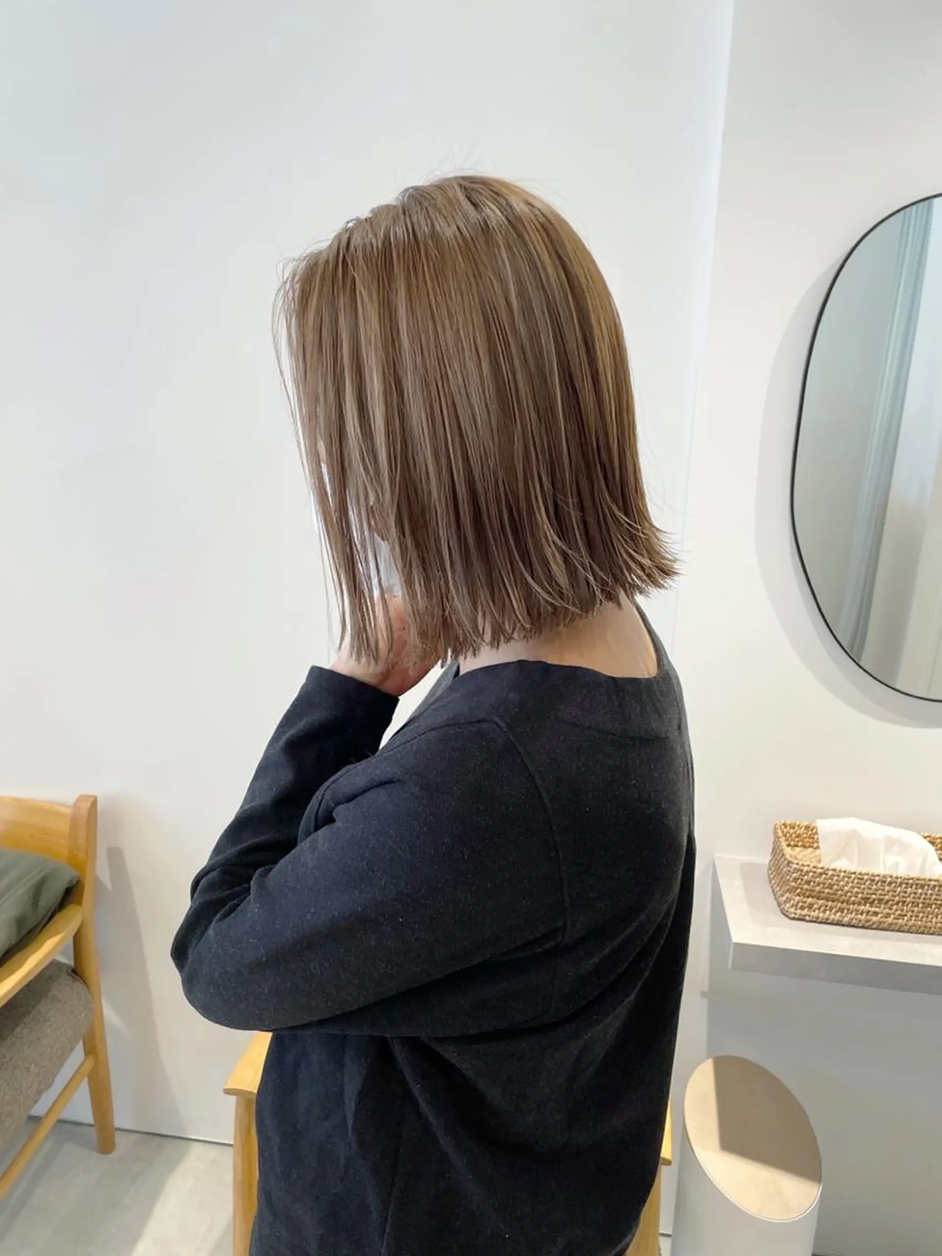 ミディアム カラー 透明感カラー ボブ 三宅 昌太のヘアスタイル