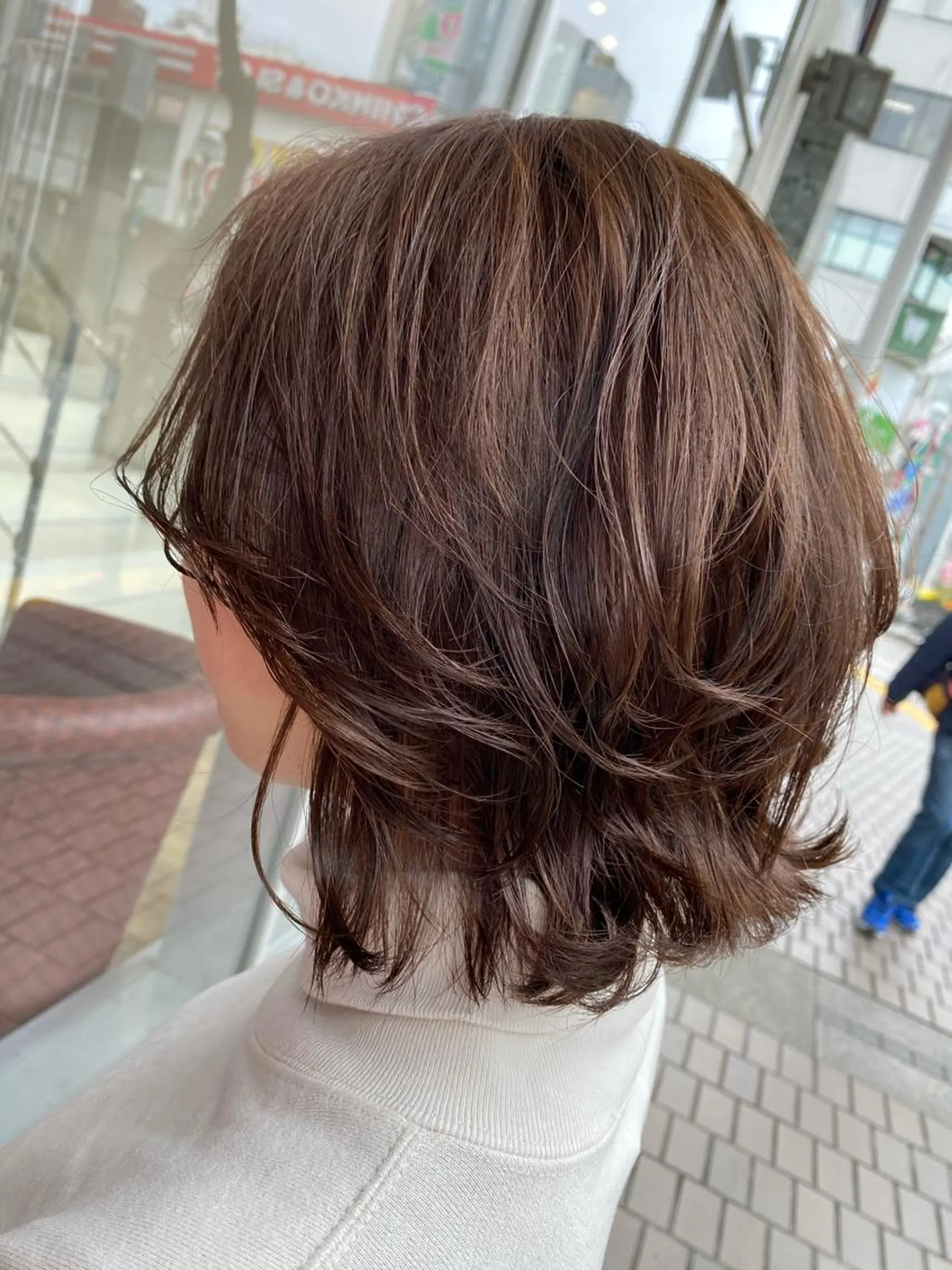 ショート カラー アッシュ 透明感カラー mori by little所属・デザインカラー✨新倉 佑奈のヘアスタイル