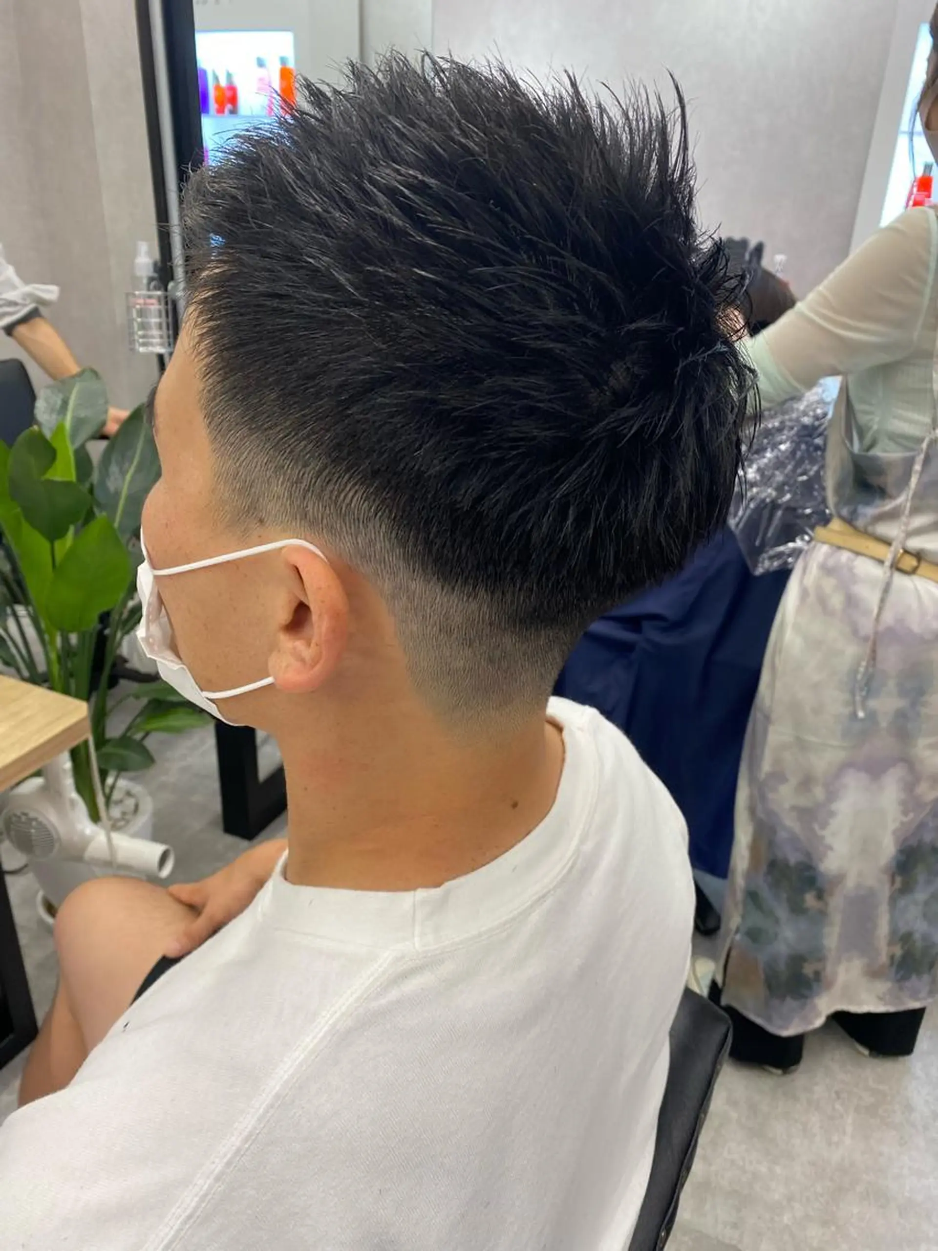 メンズ フェードカット カット tetote天王寺店所属・SHOTA 大人ショートのヘアスタイル