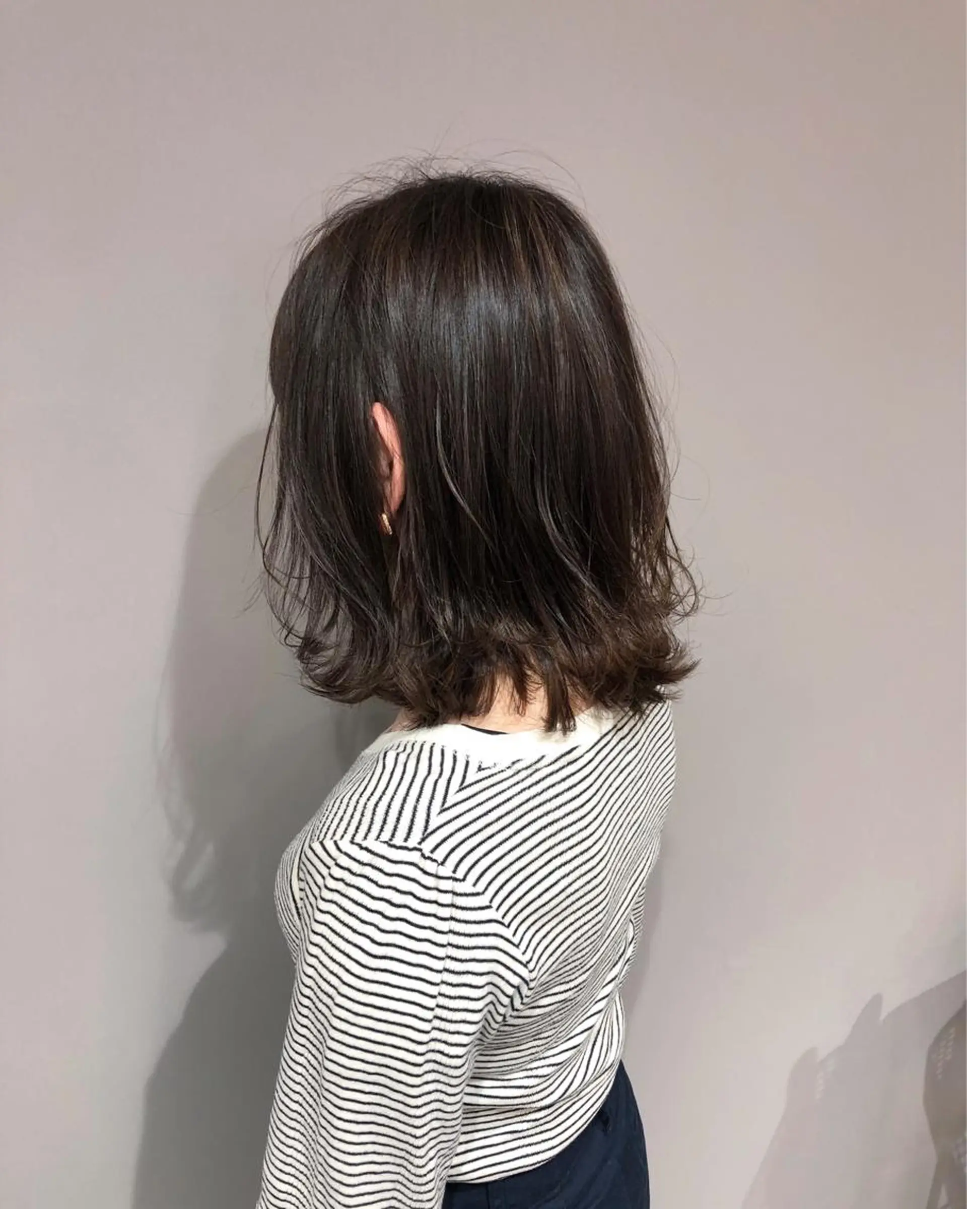 ミディアム カラー ハイライトカラー ハイライト カット ヘアカラー トリートメント 青山 早希🐾のヘアスタイル