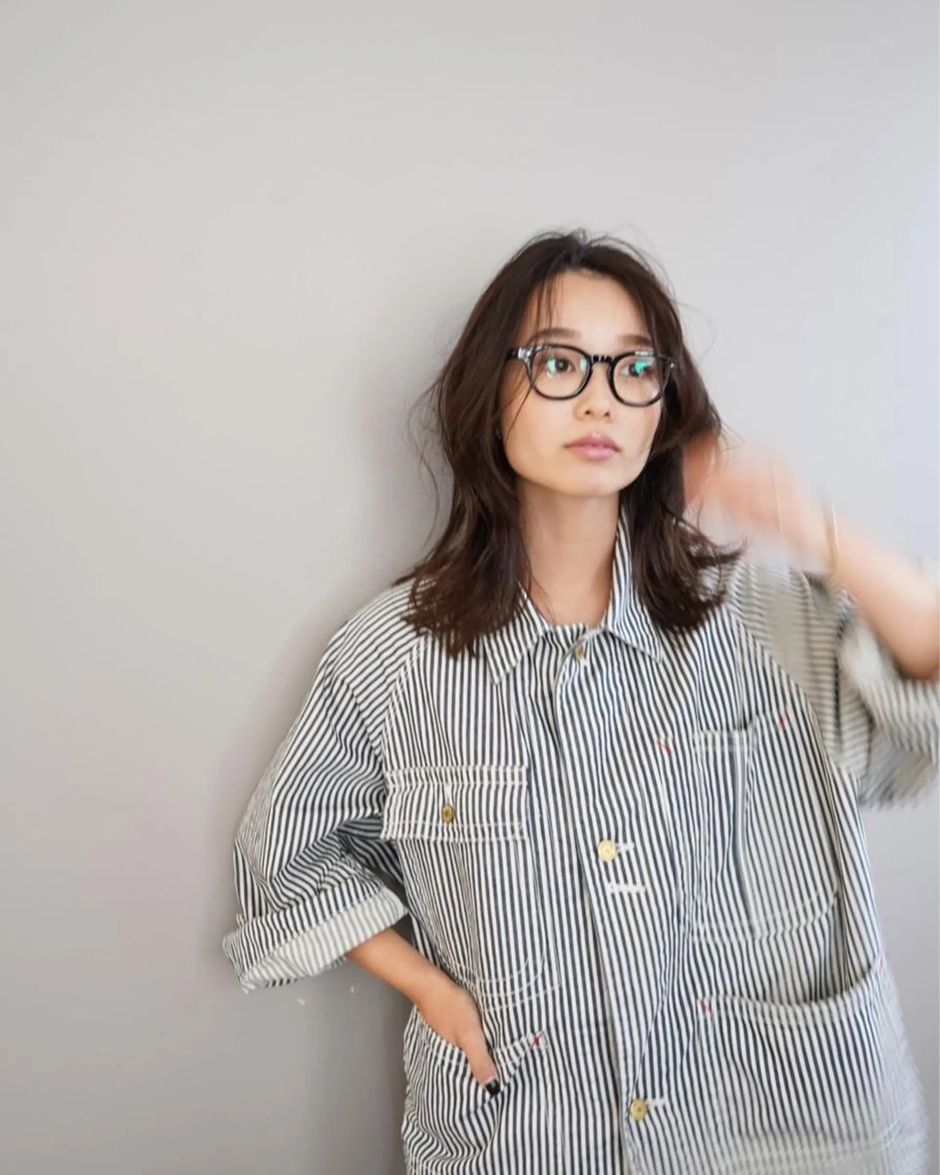 ミディアム カラー THE DAY所属・AKI HASHIMOTOのヘアスタイル