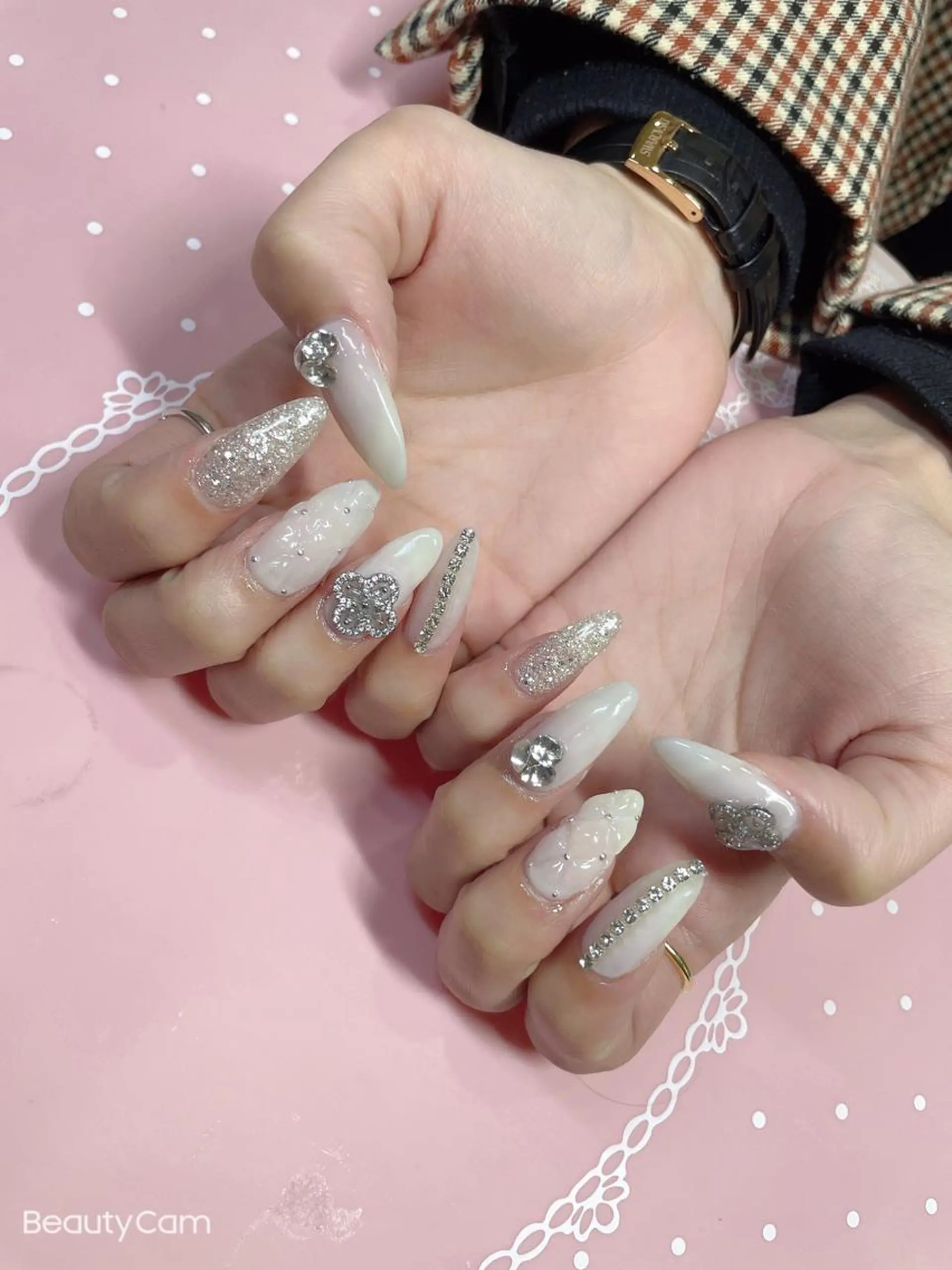 セミロング ネイル ハンドネイル 《LB》ラブリエ Nail&eyeのマツエク・マツパデザイン