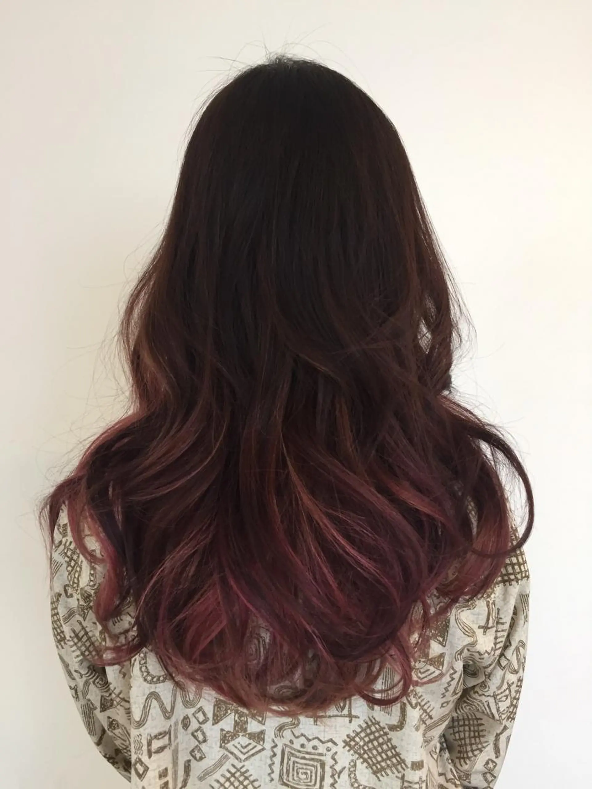 ロング カラー ブラウンカラー ハイライトカラー ピンクカラー ハイライト カット ヘアカラー 門田 恭弥のヘアスタイル
