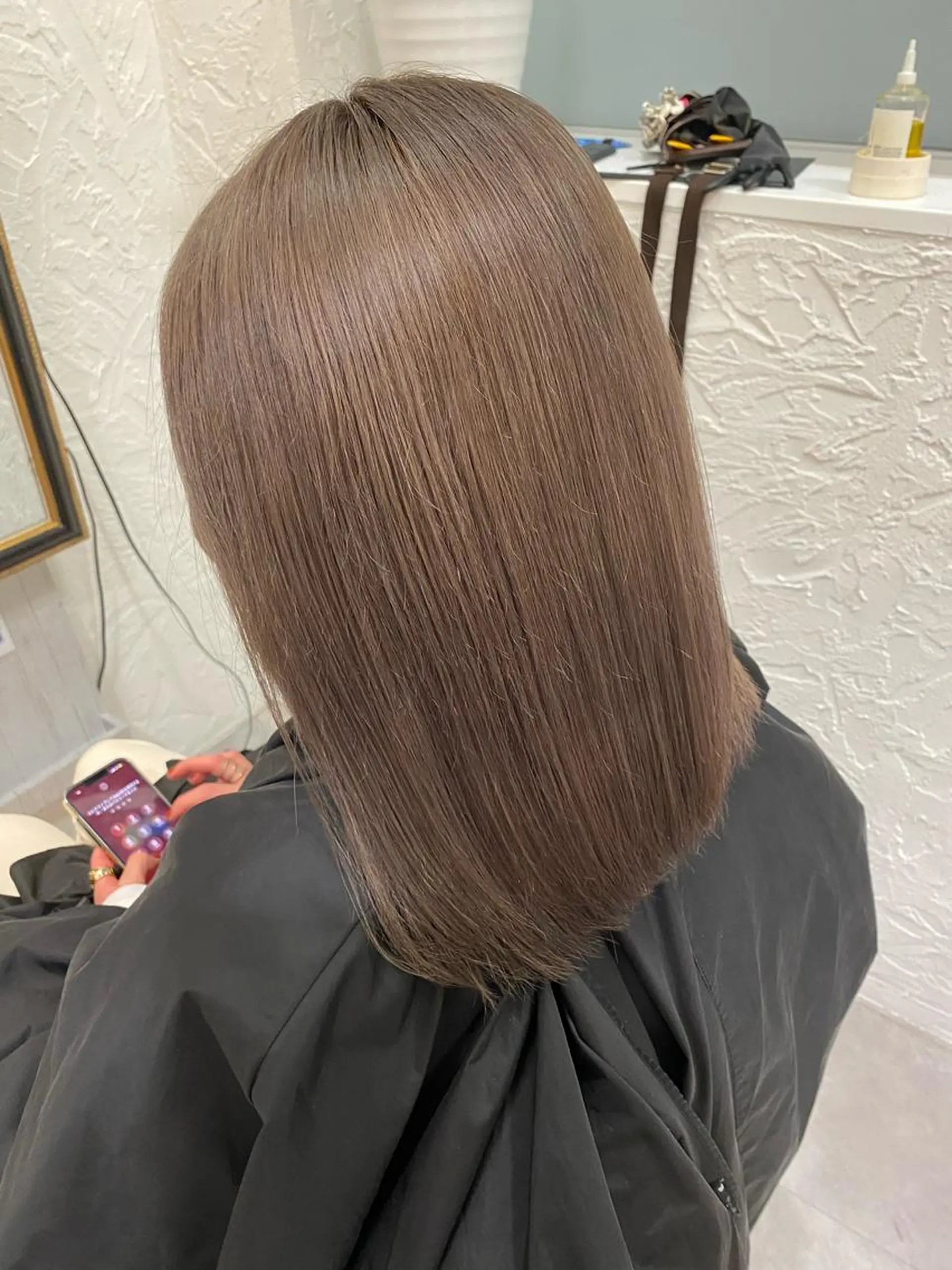 ミディアム カラー 齋藤 優のヘアスタイル