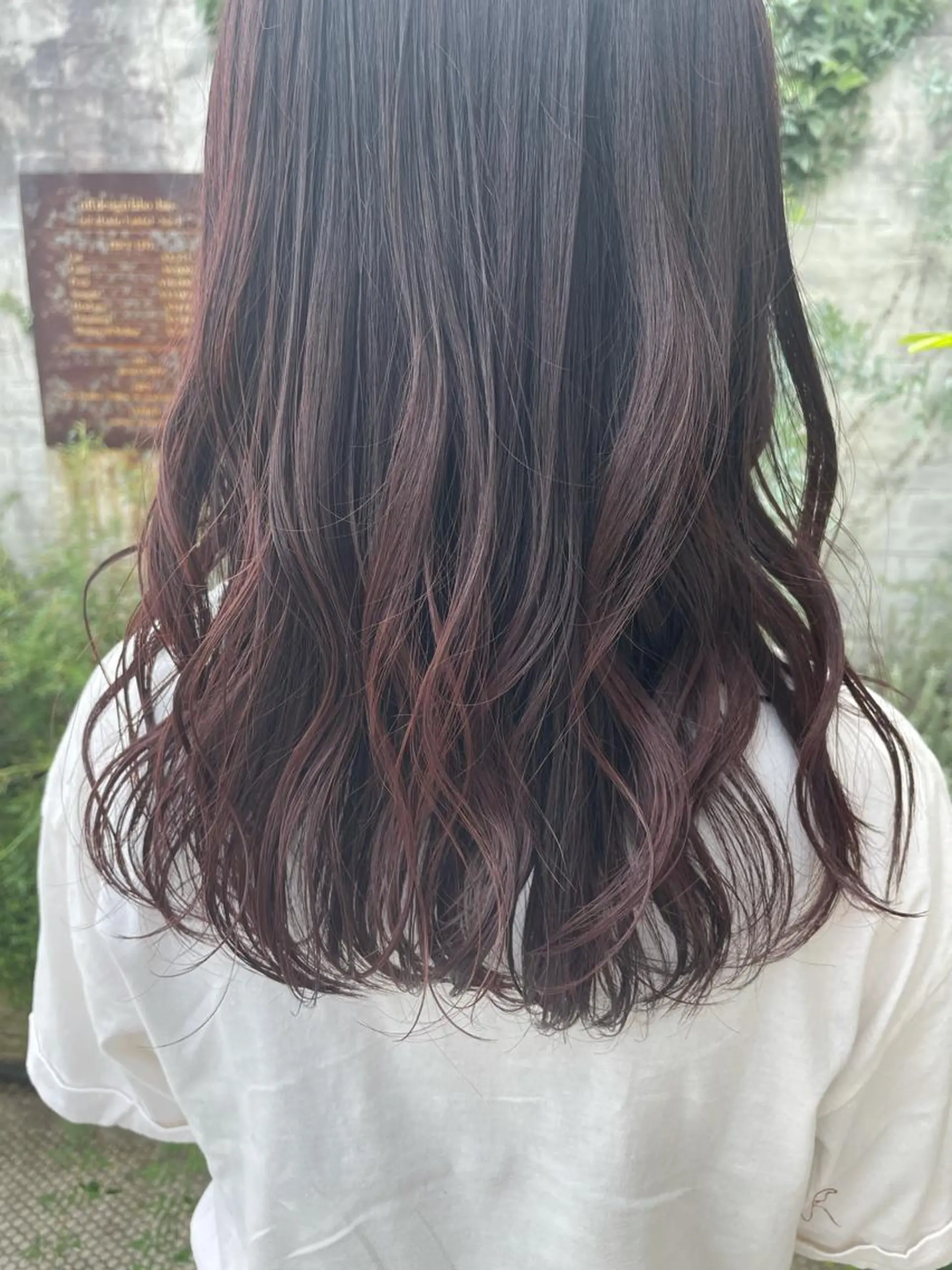 ロング カラー レッドカラー ローズカラー 橋本 実奈美のヘアスタイル