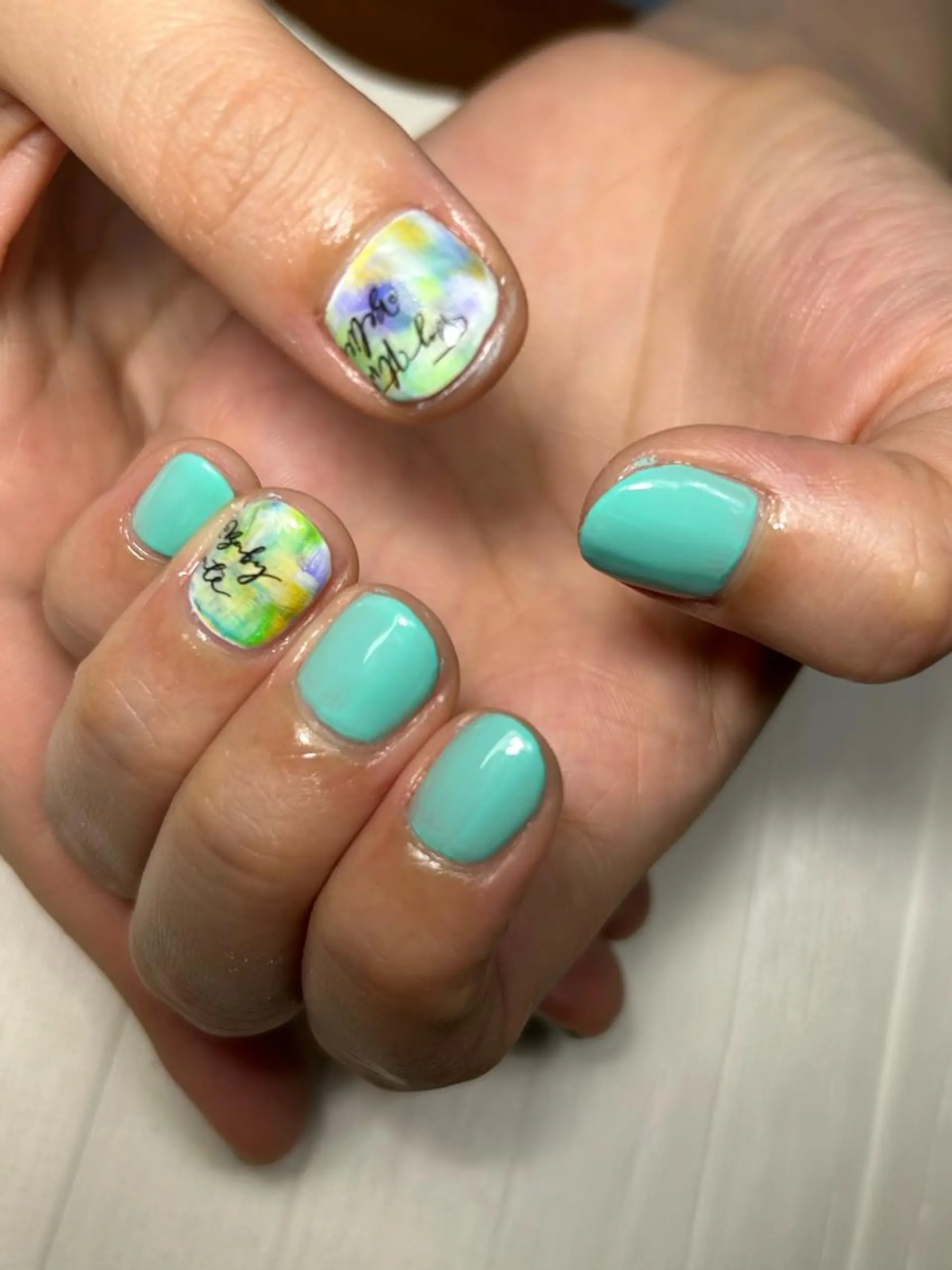 ネイル ハンドネイル 大崎 奈々のネイルデザイン