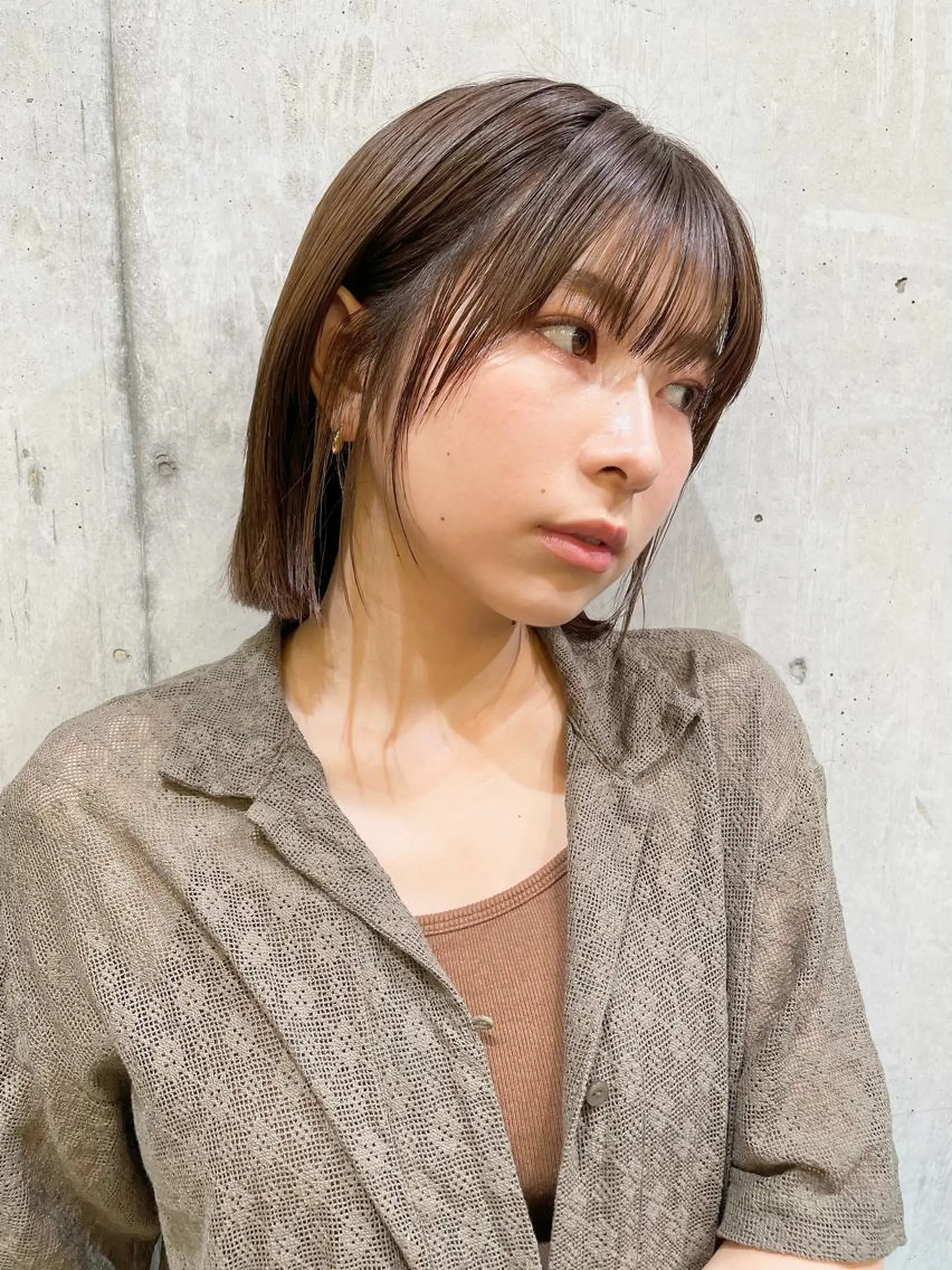 ミディアム カラー カット ヘアカラー トリートメント 小泉 葵のヘアスタイル