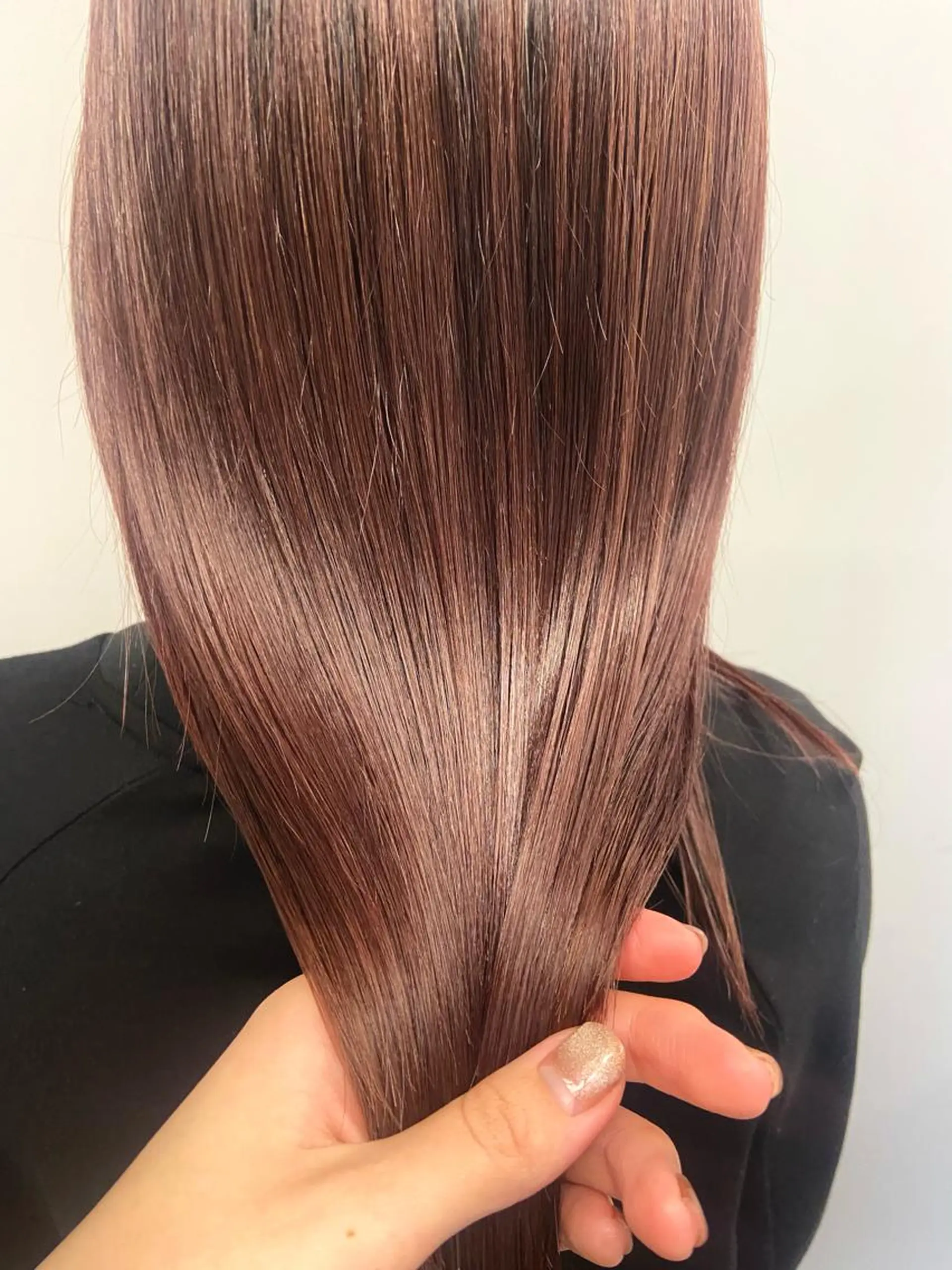 ロング カラー natsumi / N°ariaのヘアスタイル