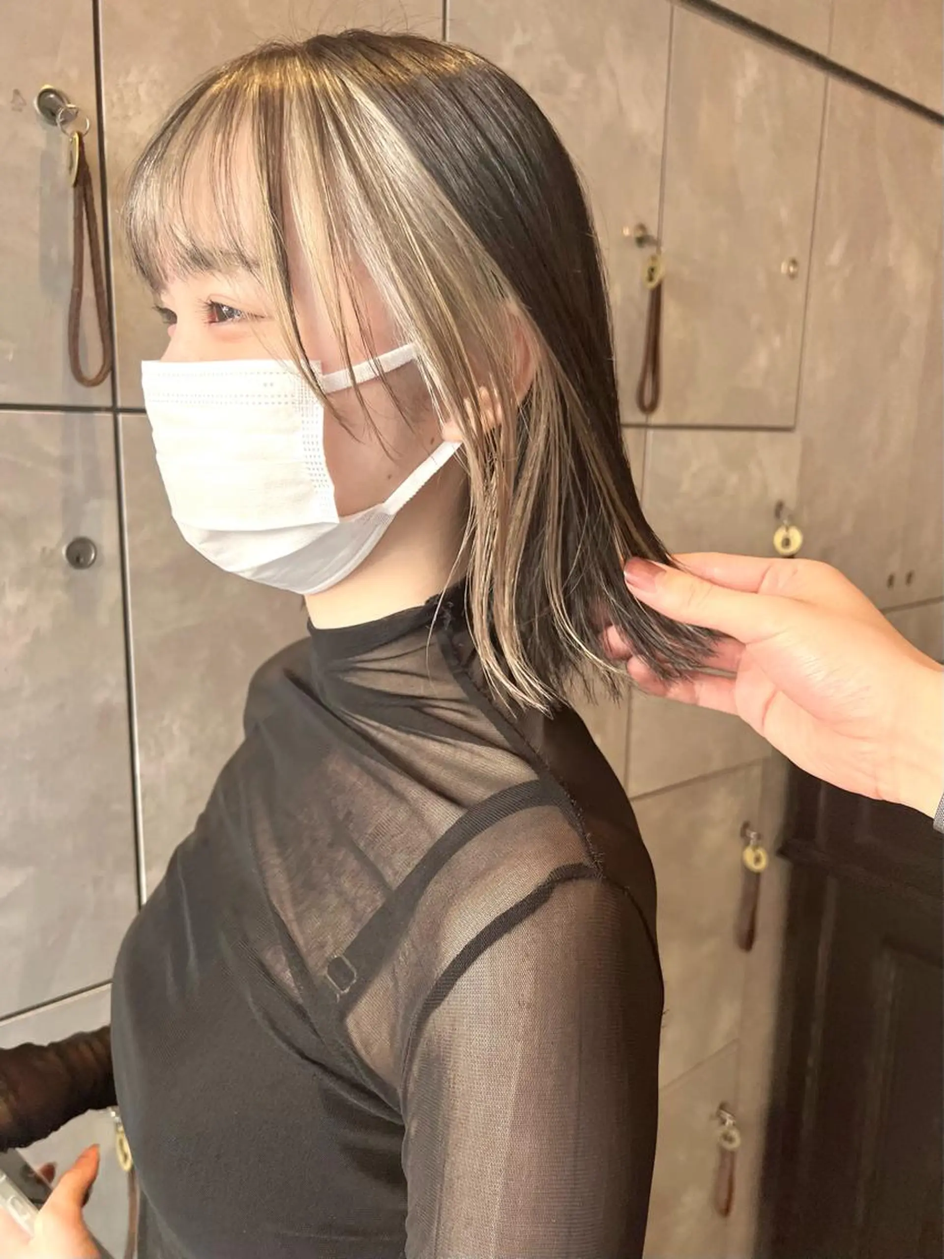 ミディアム カラー ヘアアレンジ ネイル ヘアカラー トリートメント ヘッドスパ ヘアセット 🌈インナーカラー ‘ショウマ’🌈のヘアスタイル