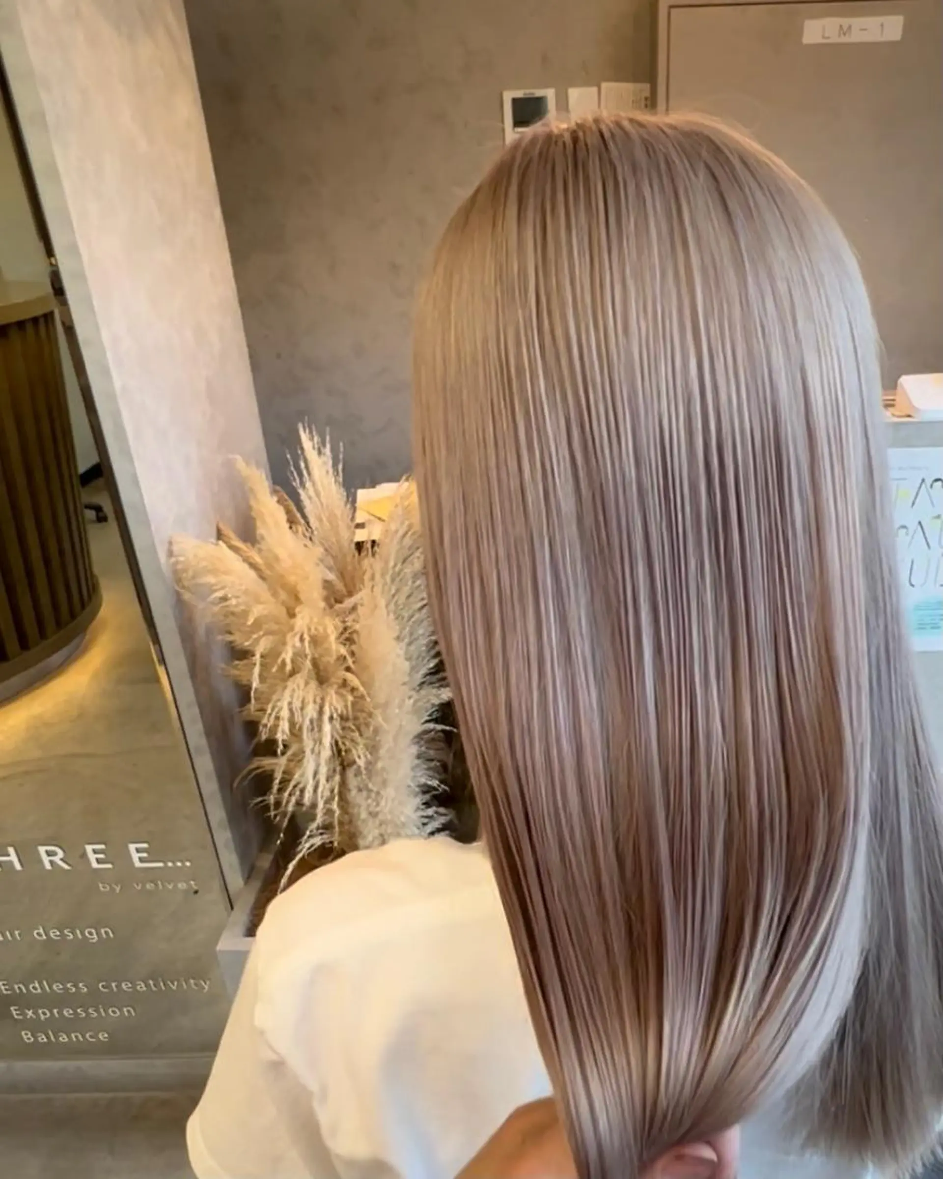 ミディアム カラー ヘアカラー THREE...HAKATA　BLEACH所属・Riri /ヘアセットのヘアスタイル