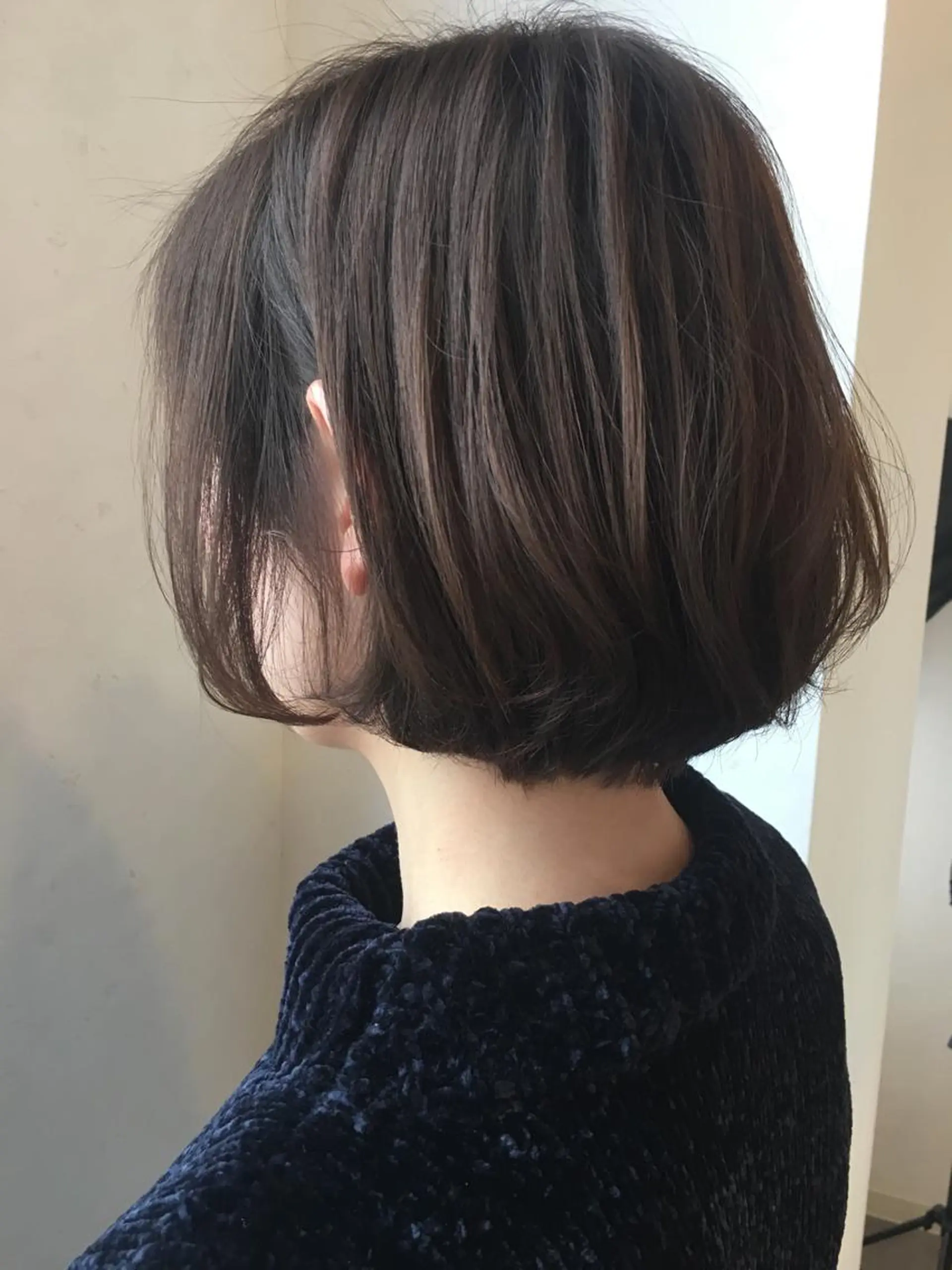 ショート カラー アッシュ ベージュカラー TOWA 野村　コウダイのヘアスタイル