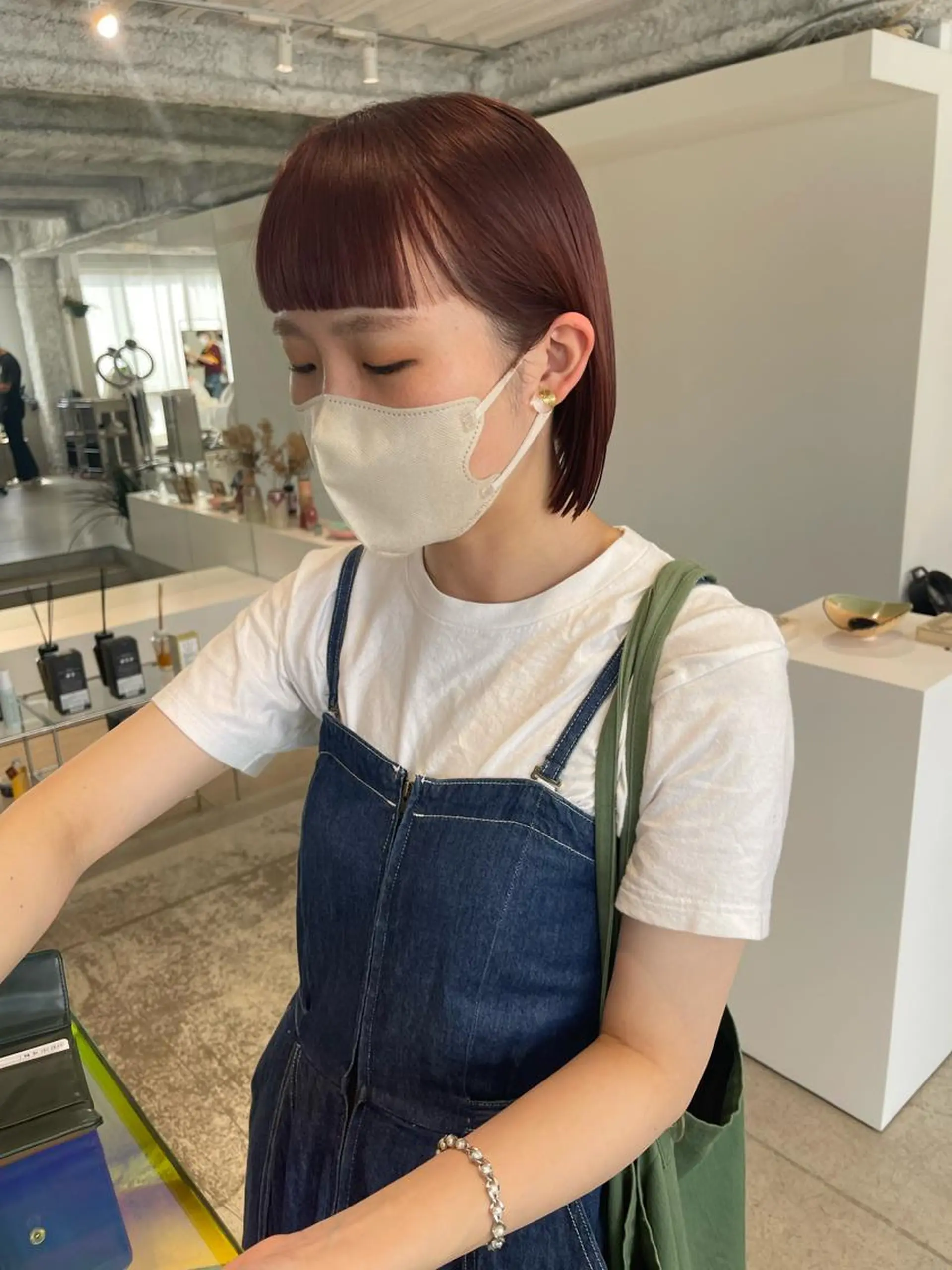 ショート カラー ブラウンカラー オレンジ oma　袮次金 鈴香のヘアスタイル