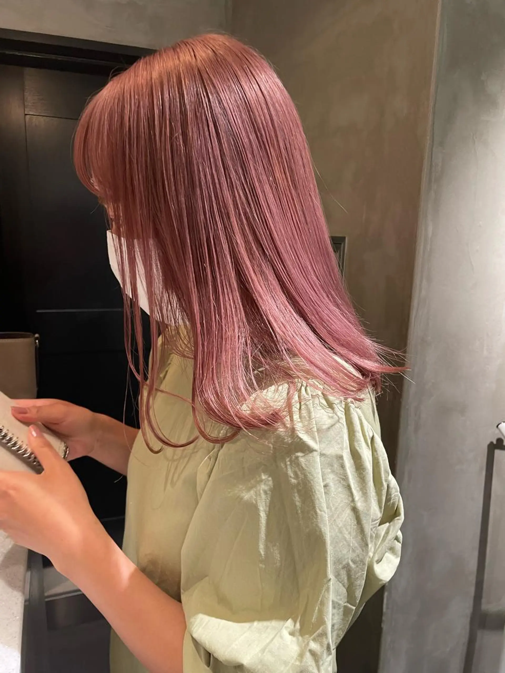 セミロング カラー classic 新横浜所属・大人girly🛋️ 🤍yukakoのヘアスタイル