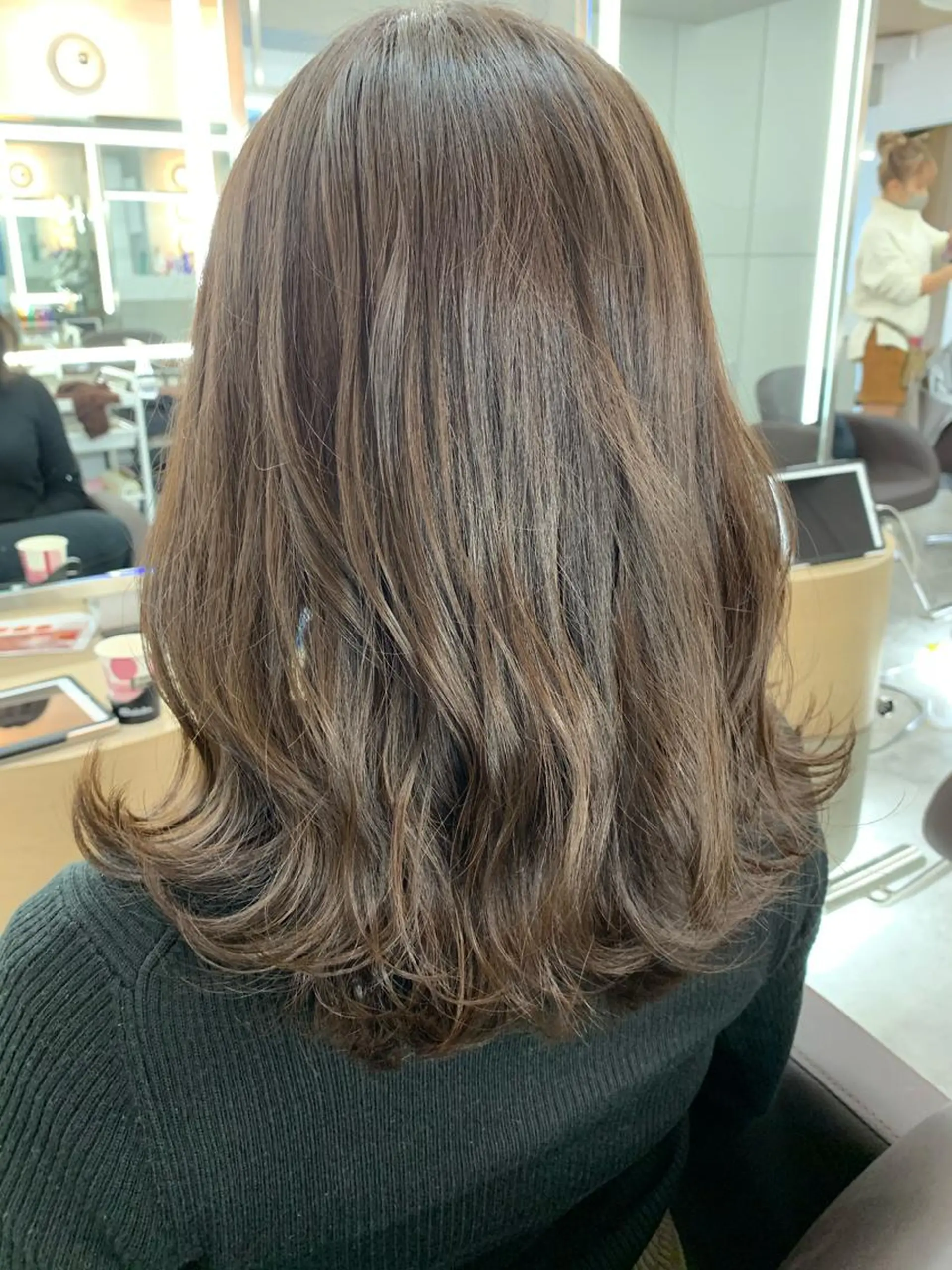 ミディアム カラー カット ヘアカラー トリートメント 銀座/美髪縮毛矯正 /髪質改善/山本翔華のヘアスタイル