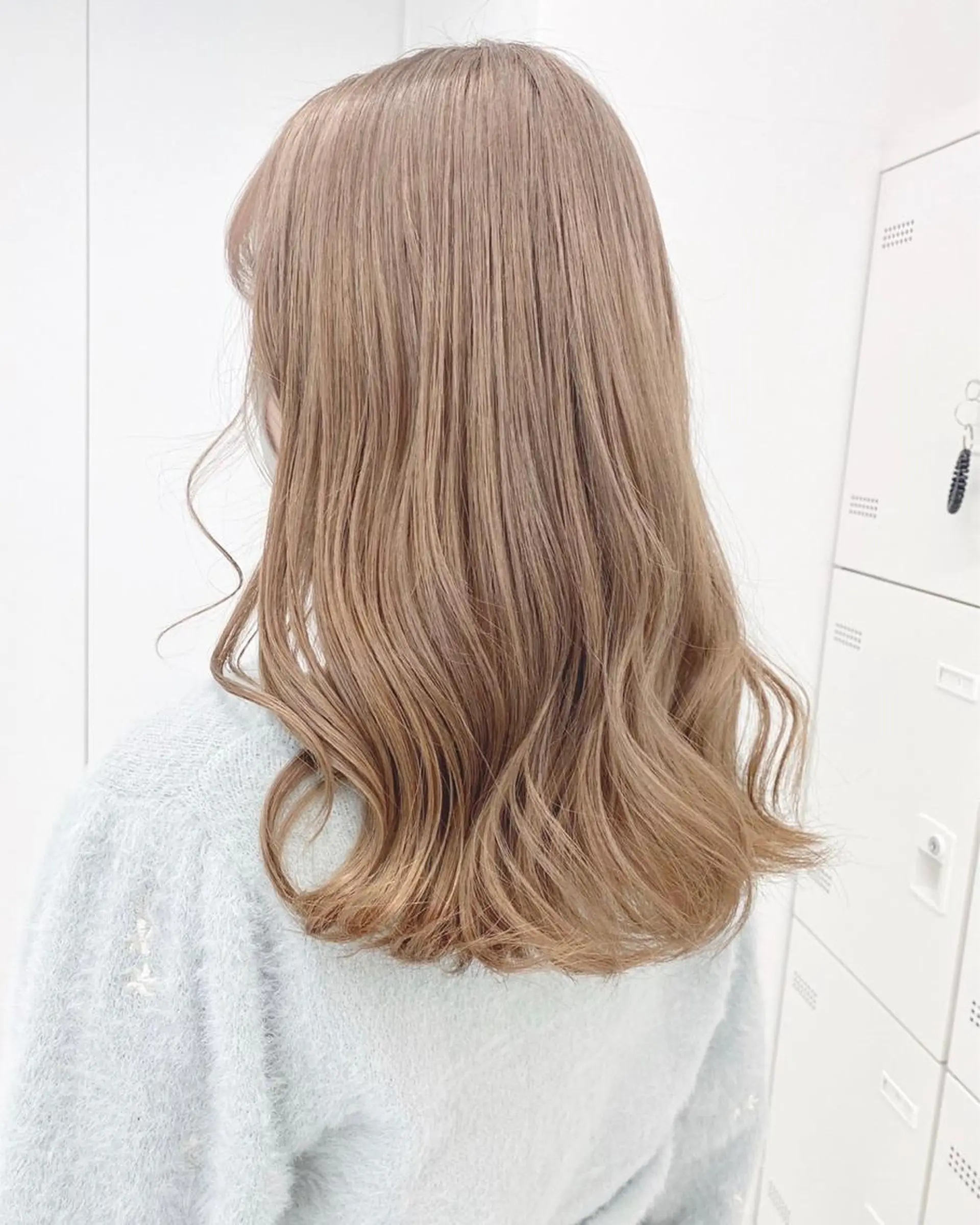 ロング ヘアカラー ヘアセット 🤍やわらか抜け感 hair🤍RINのヘアスタイル