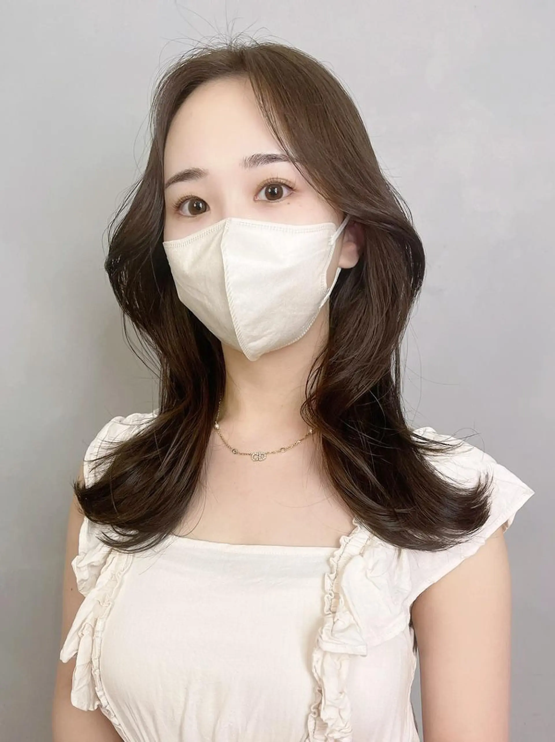 ミディアム パーマ カラー ヘアアレンジ ベージュカラー オリーブベージュ ワンホンヘア ITbyALBUM 浦和店のヘアスタイル