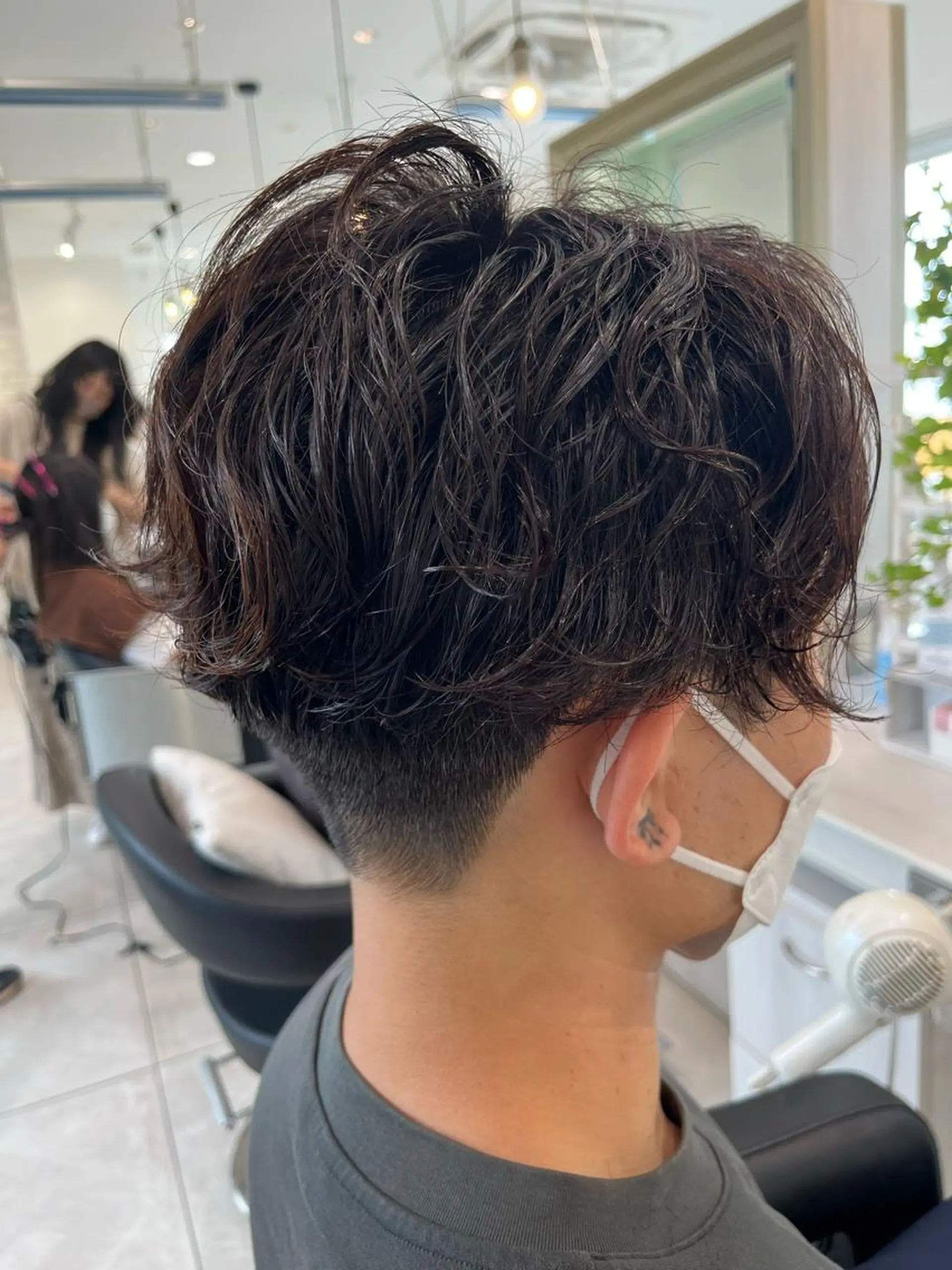 ショート パーマ メンズ カット ヘアカラー パーマ 🥇メンズ特化 伊東輝のヘアスタイル