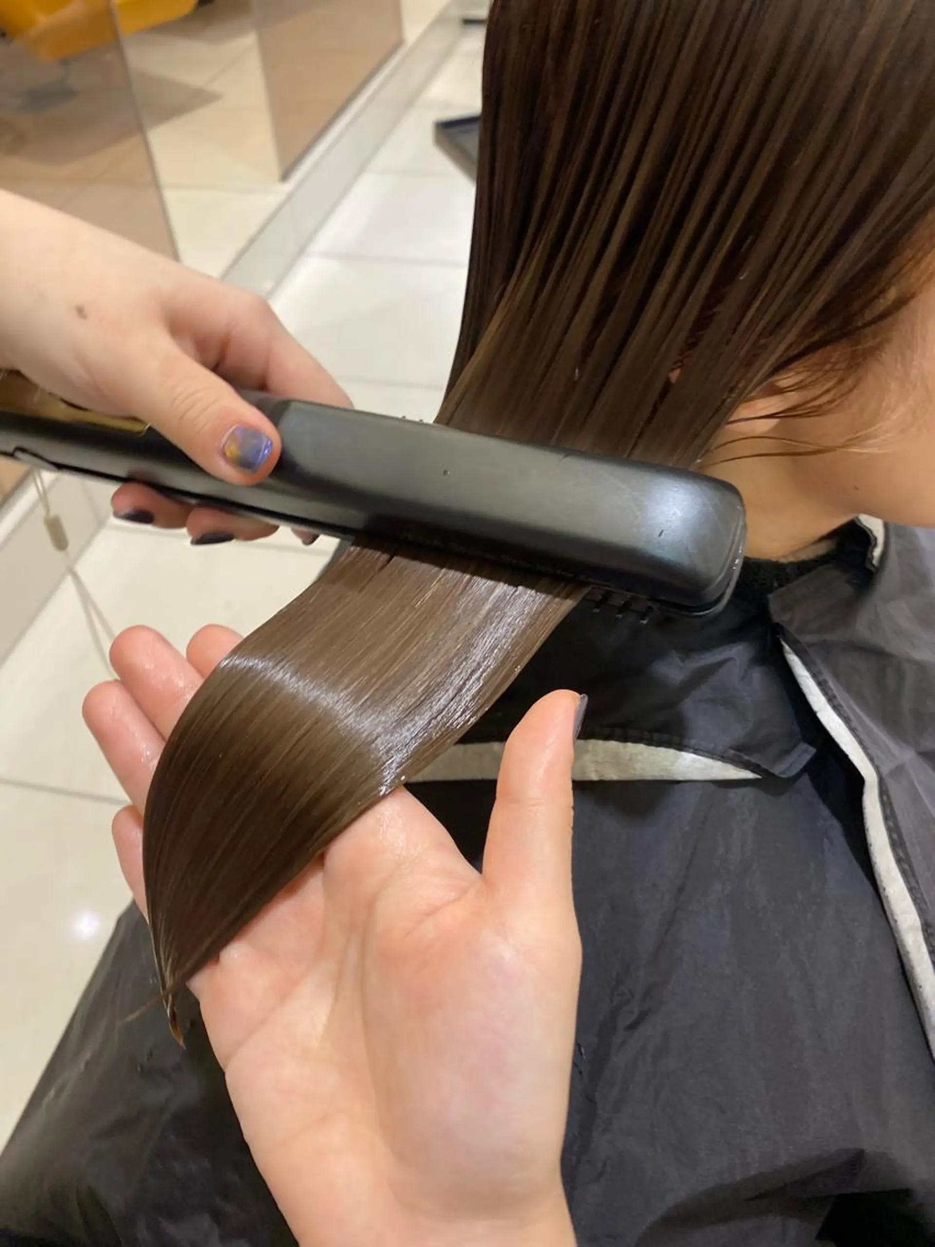 セミロング トリートメント カット ヘアカラー トリートメント mako︴ Euphoriaのヘアスタイル