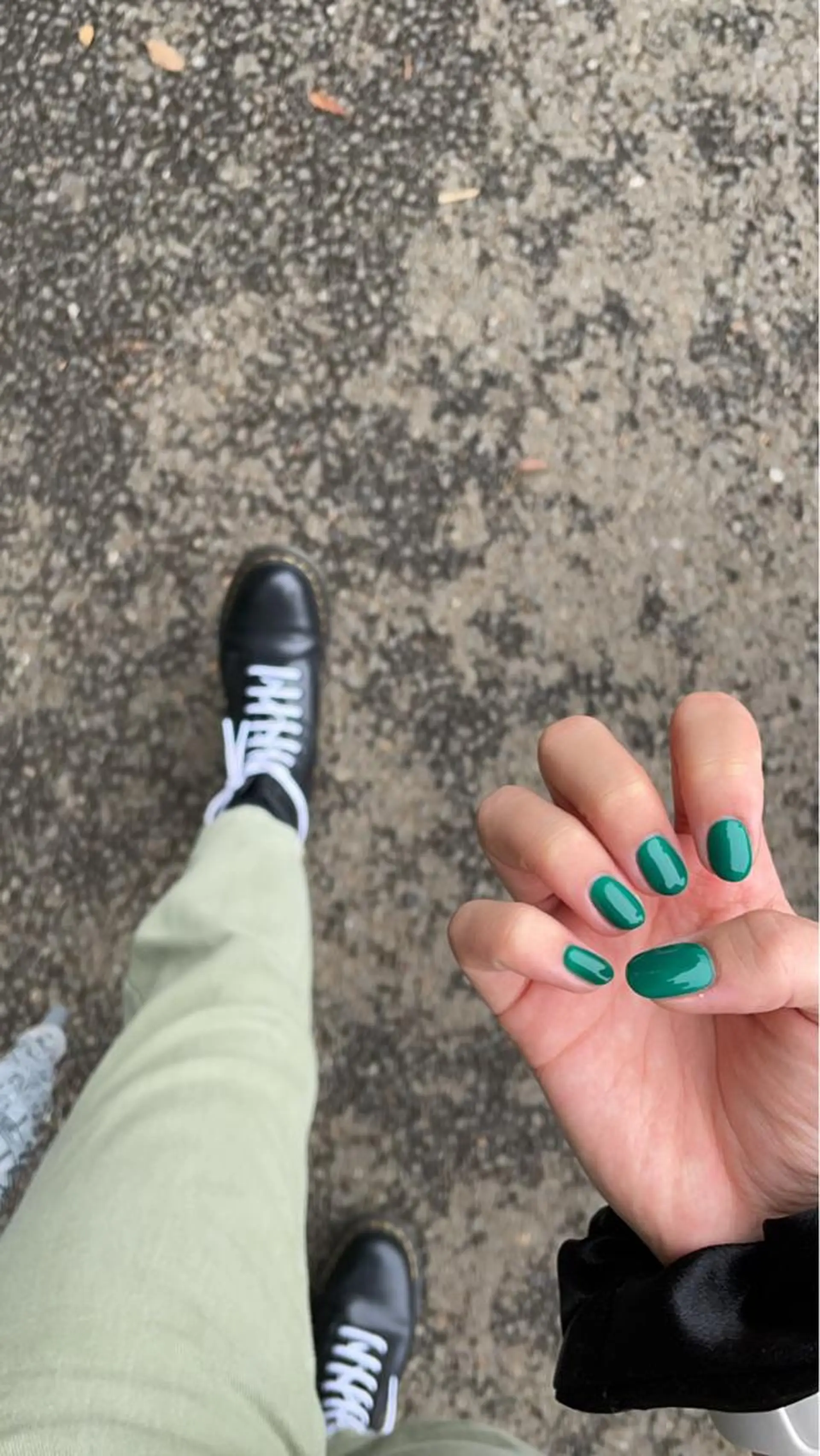 ネイル ワンカラーネイル nail salon　Natural Cure所属・平井 彩香のネイルデザイン
