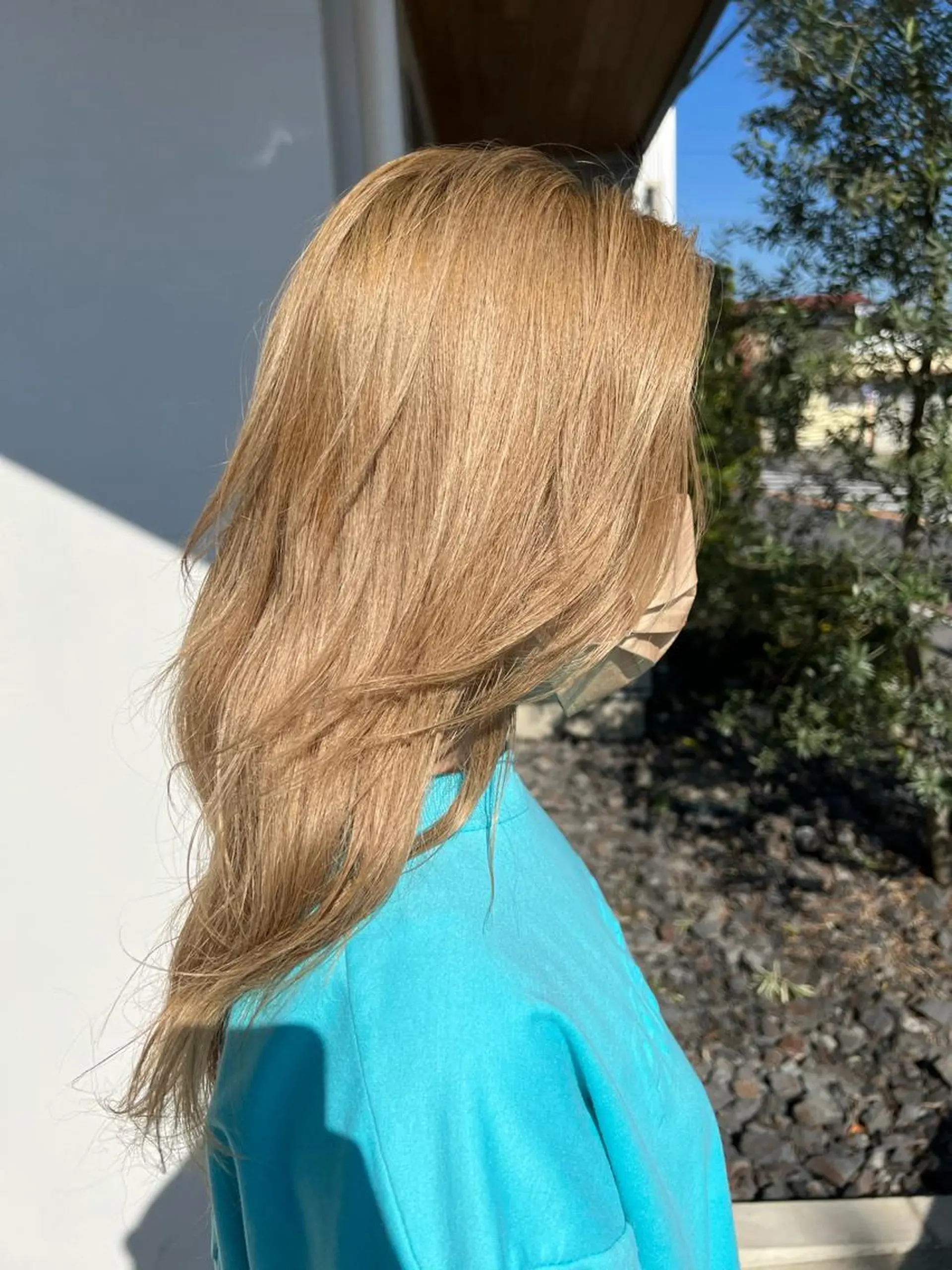 ロング ヘアカラー 関原 唯のヘアスタイル