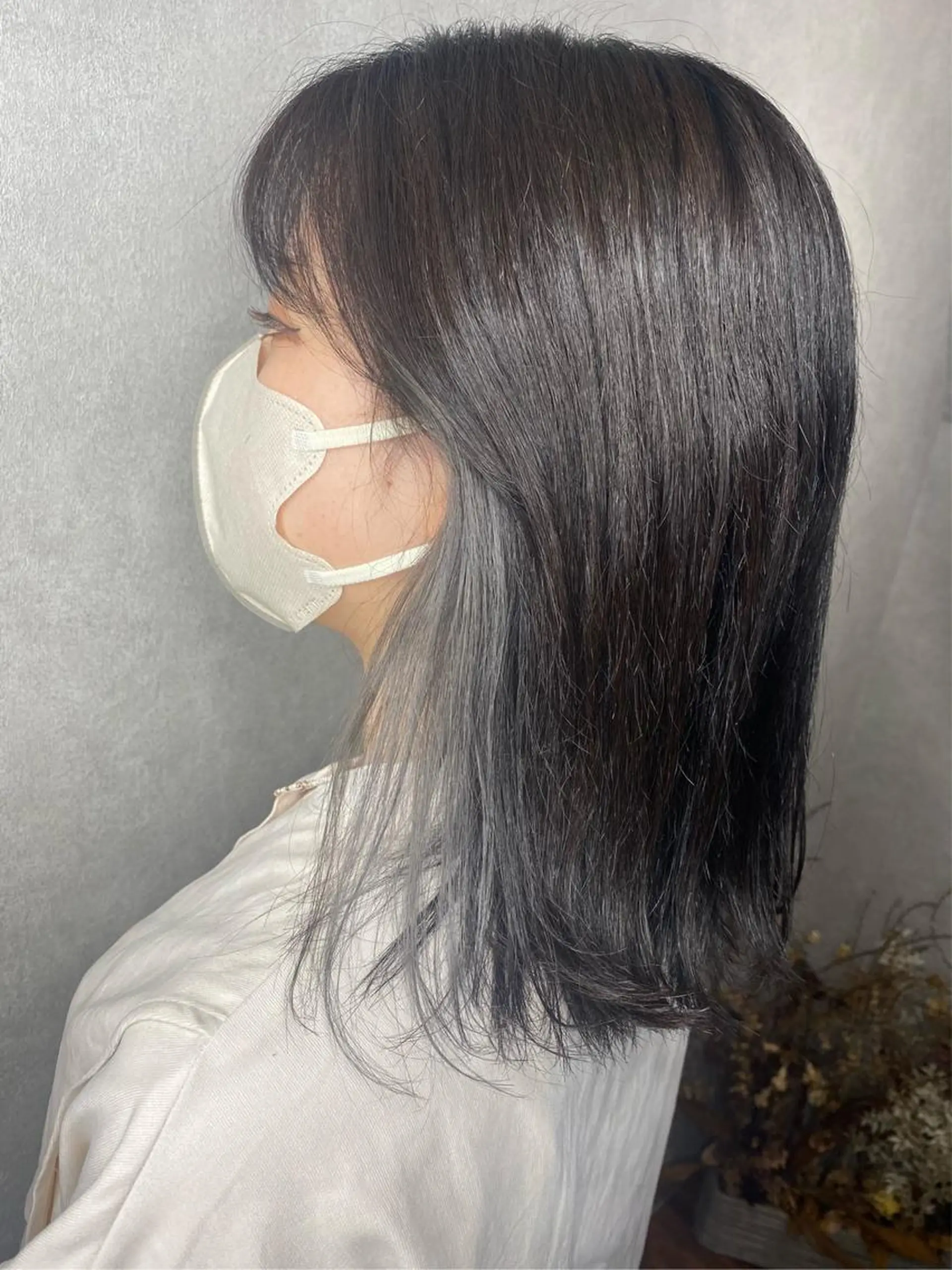 ミディアム _White所属・ＳＨＩ ＺＵのヘアスタイル