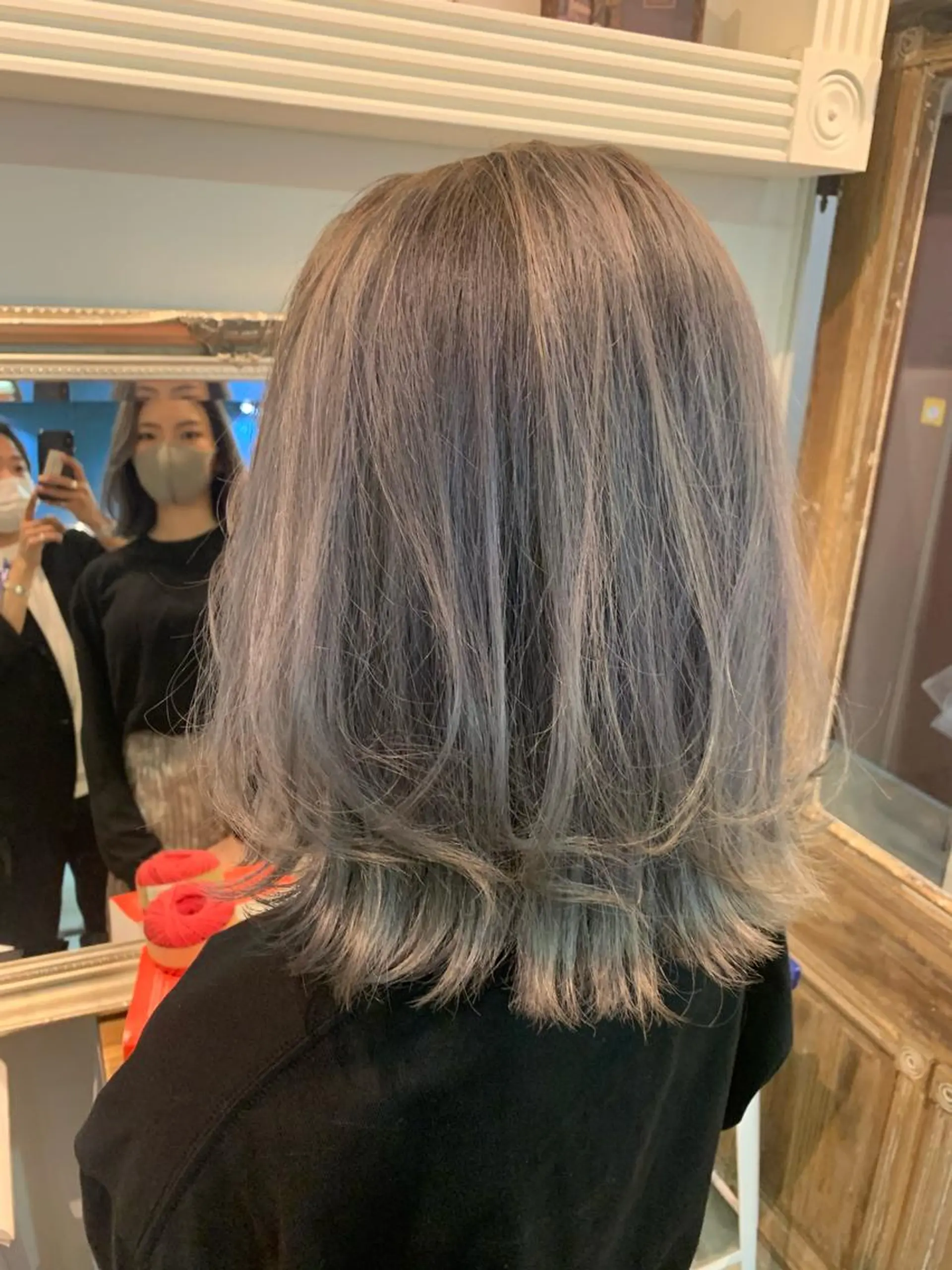 ミディアム アッシュ 山口 竣也のヘアスタイル