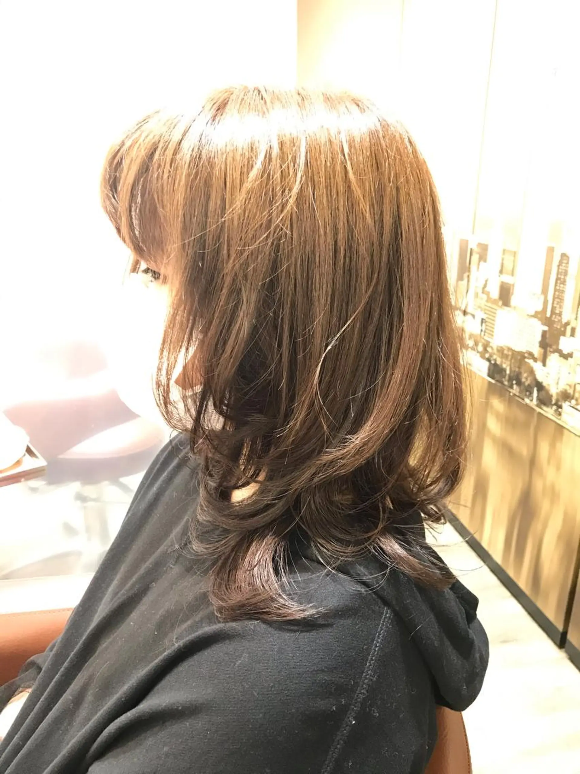 セミロング カラー ヘアアレンジ レイヤーカット ウルフカット ウルフレイヤー 12月限定クーポン 💕大量更新ブリーチのヘアスタイル