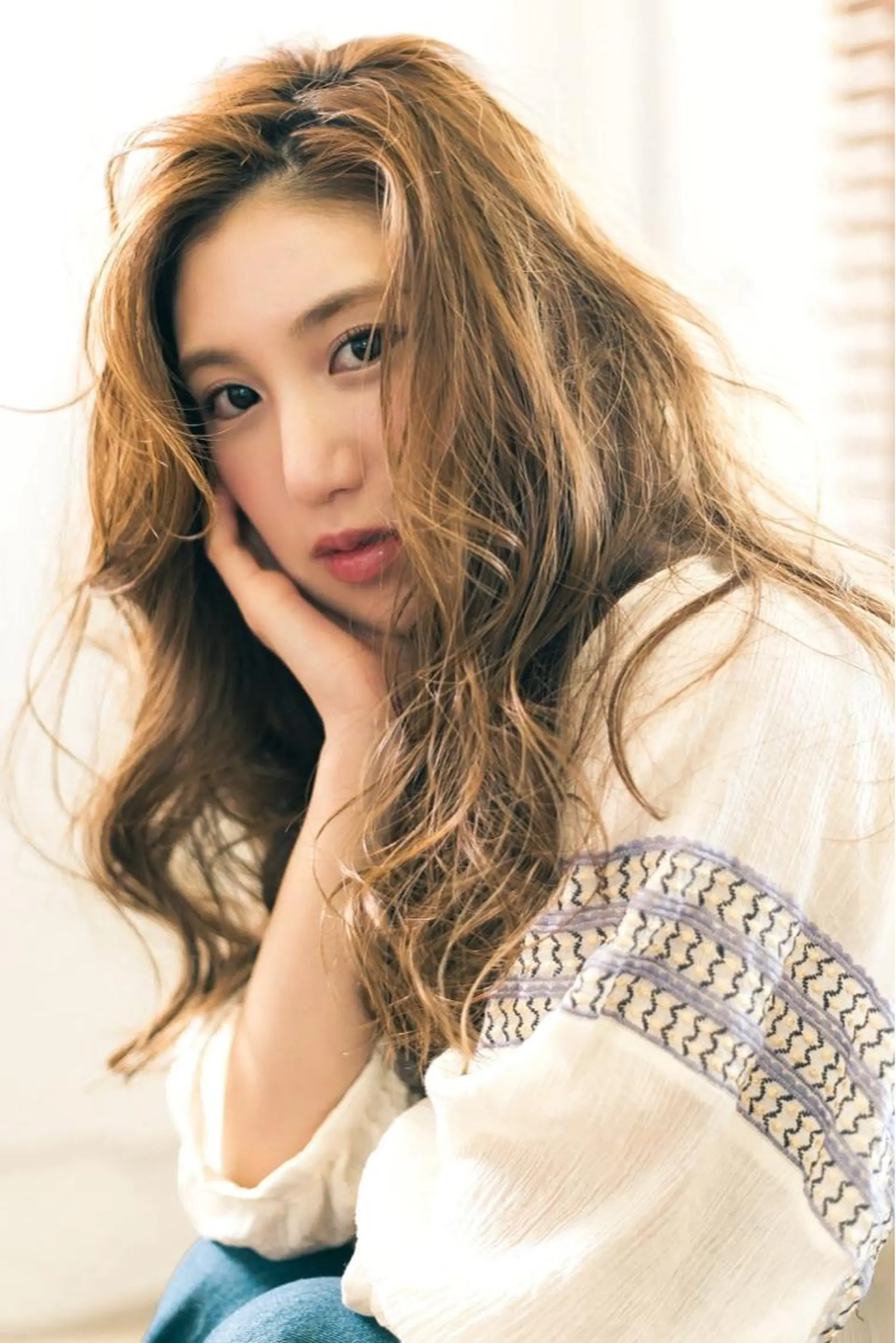 セミロング カラー Luxbe hakataのヘアスタイル