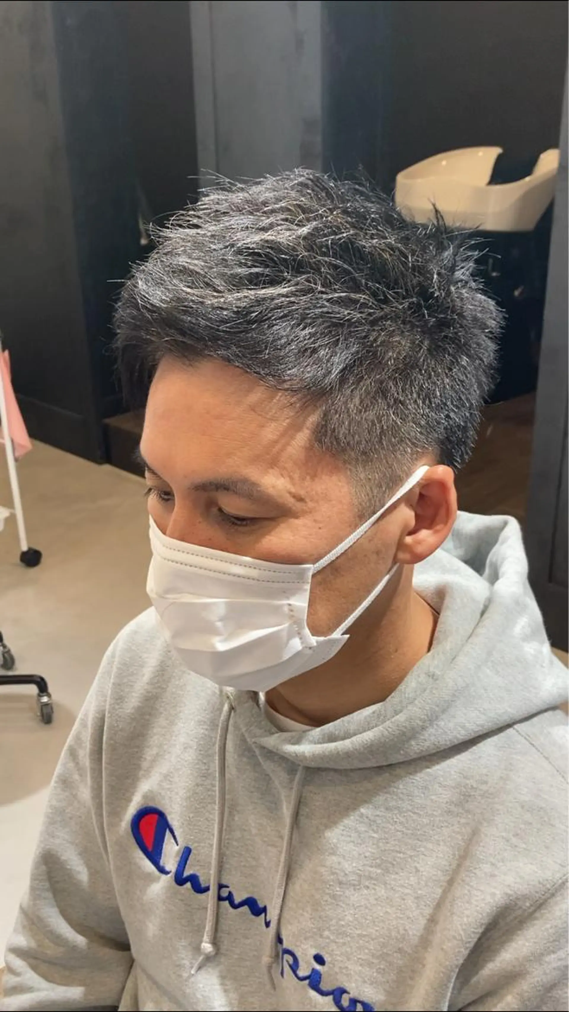 メンズ 刈り上げ TUNNEL HAIR (トンネルヘアー)所属・長山 拓洋のヘアスタイル