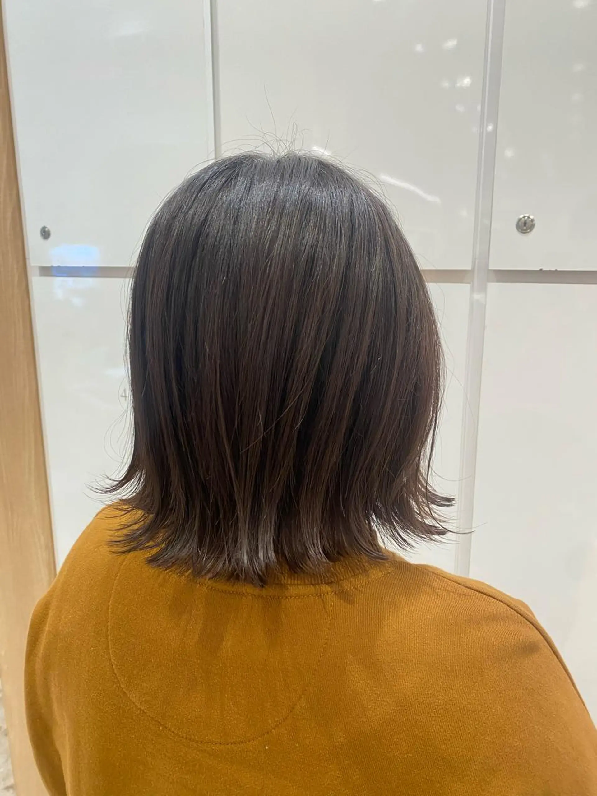 ショート カラー ヘアアレンジ 切りっぱなしボブ ベージュカラー ハイトーンカラー インナーカラー ピンクカラー 🌿ブリーチ/髪質 改善/🌿‬JINのヘアスタイル