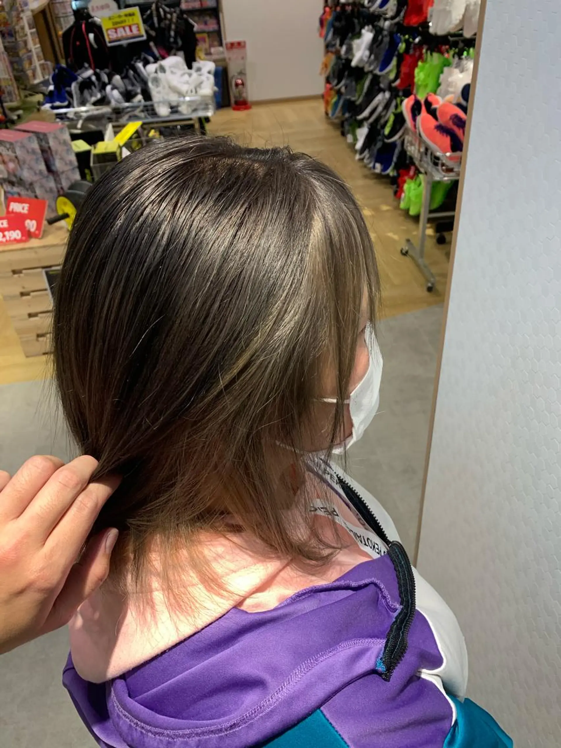 セミロング カラー 大橋 一智のヘアスタイル