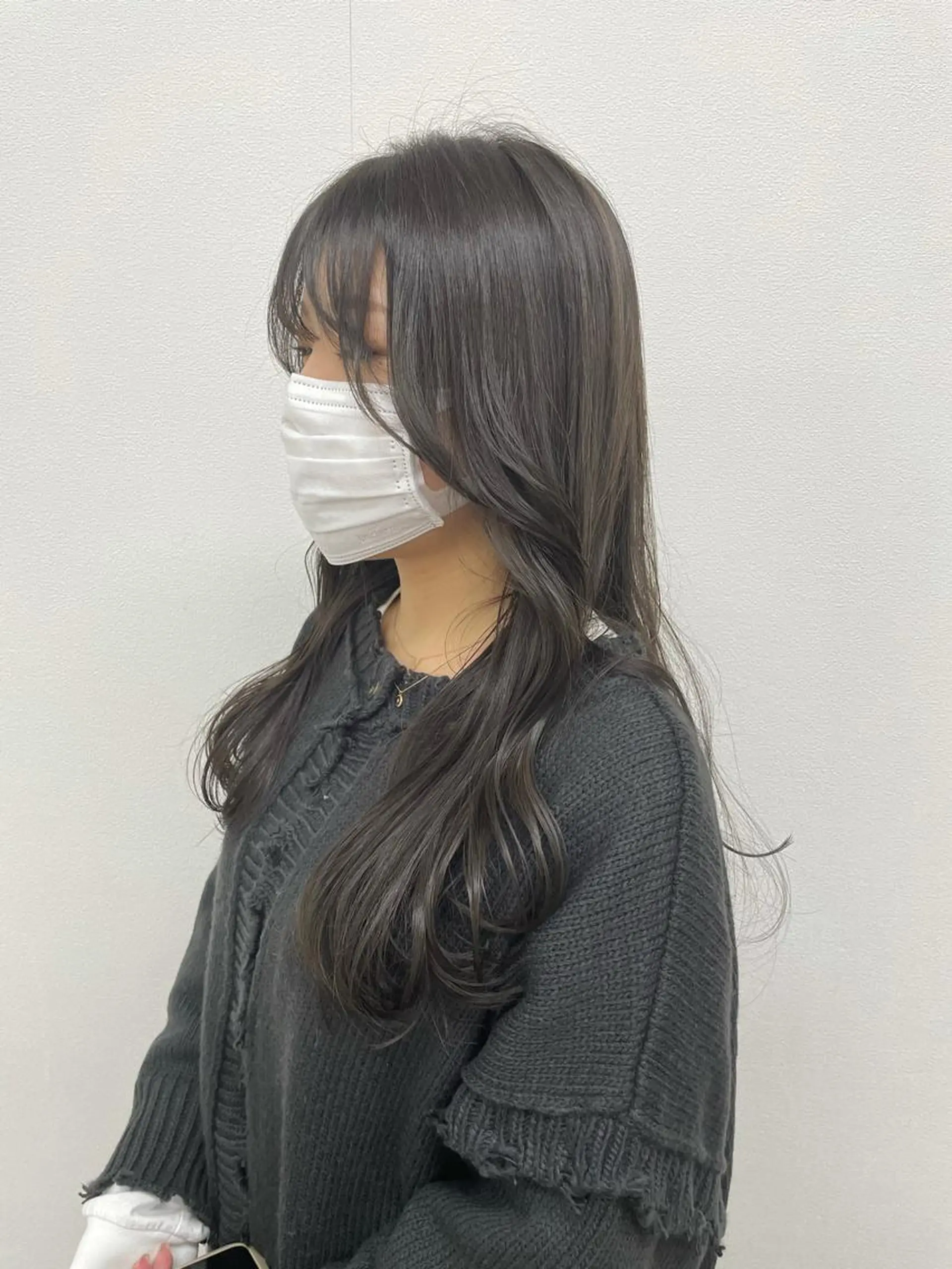 ロング カラー ヘアアレンジ アッシュ ベージュカラー ヨシンモリ 韓国風ヘア カット ヘアカラー トリートメント 酸性縮毛矯正🧴韓国 レイヤー/髪質改善のヘアスタイル