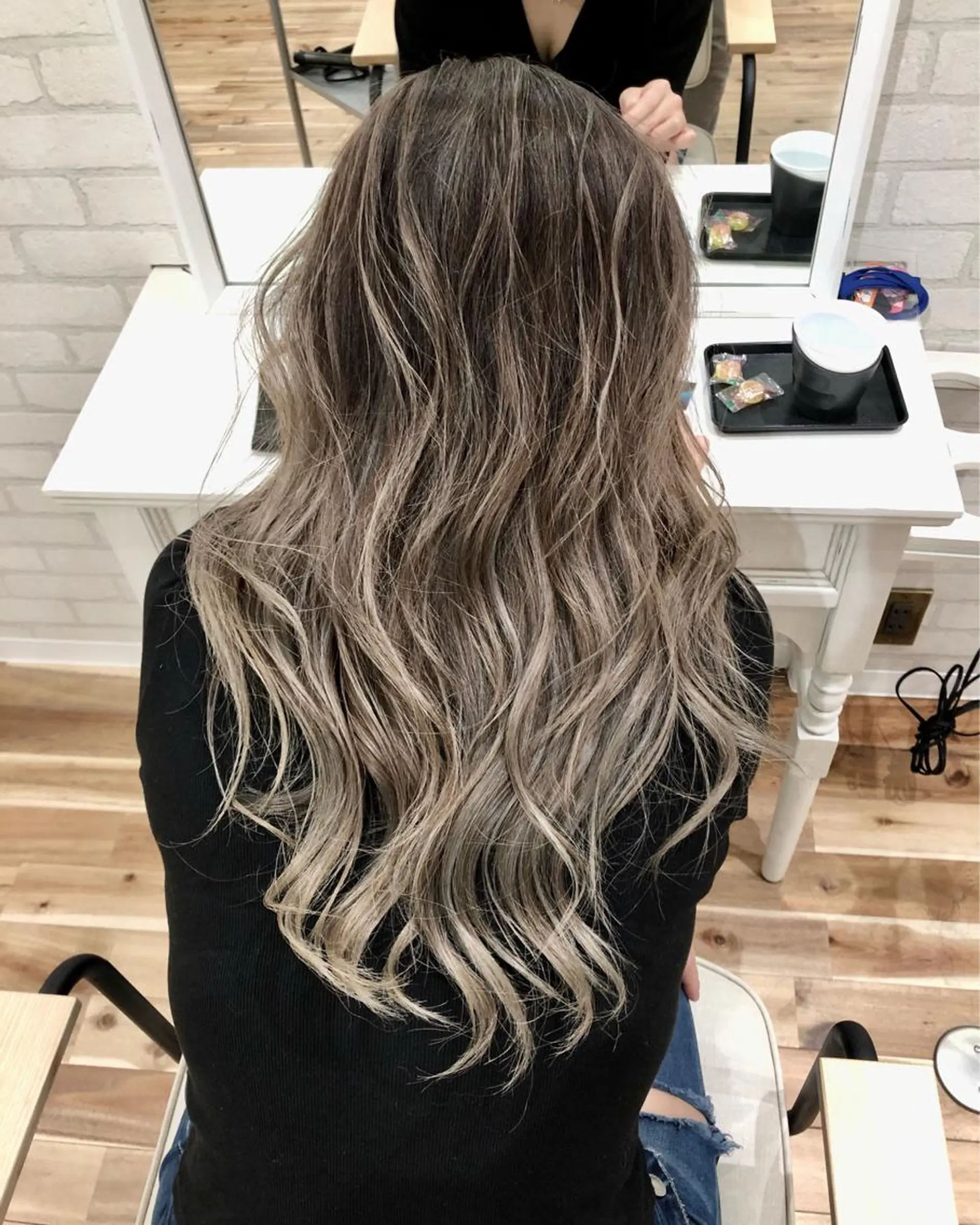 ロング カラー ヘアカラー トリートメント Tao所属・藤川 大智のヘアスタイル