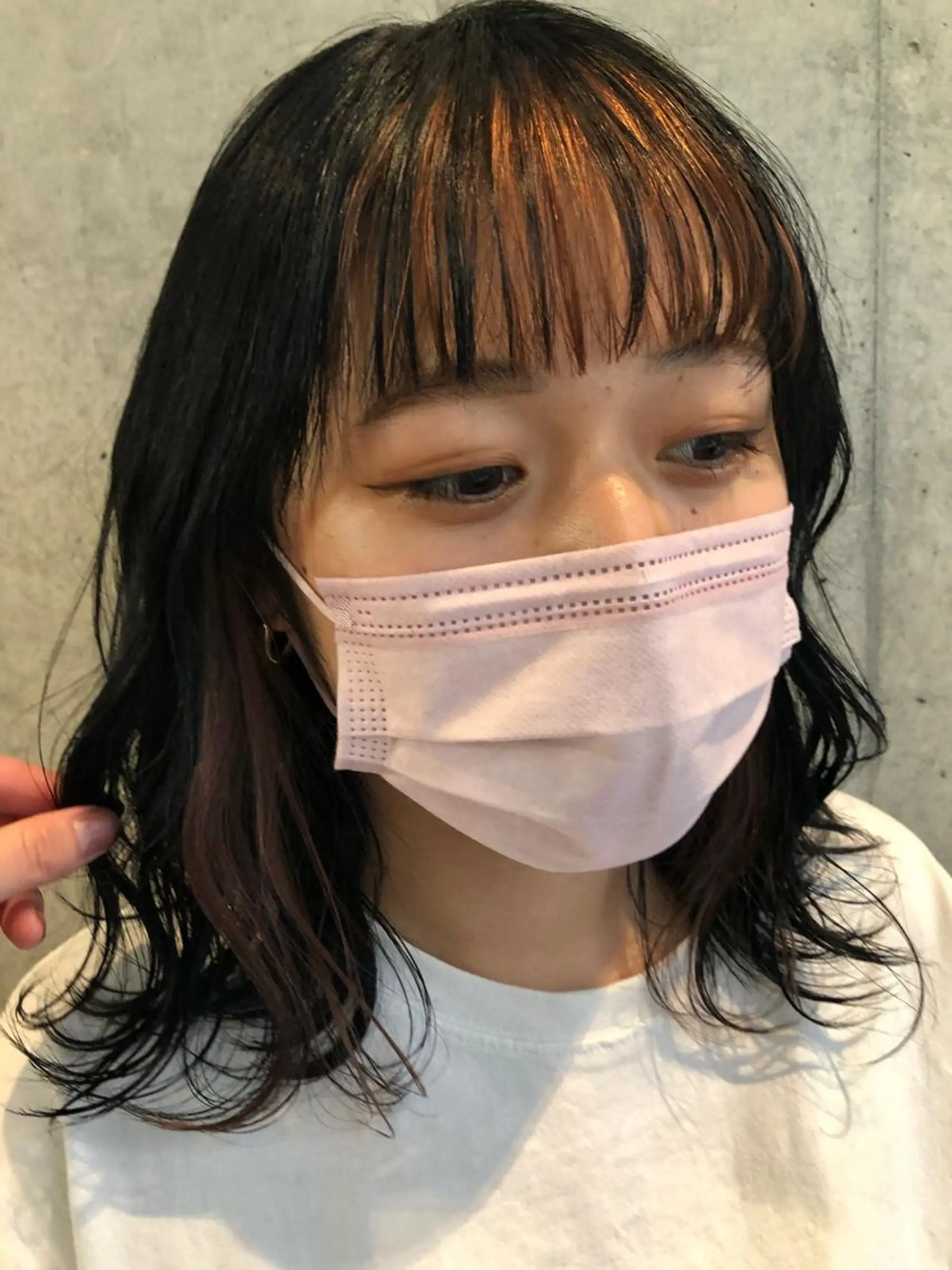 セミロング カラー イヤリングカラー ヘアカラー 🍊🍊COコ かぢあおい🍊🍊のヘアスタイル