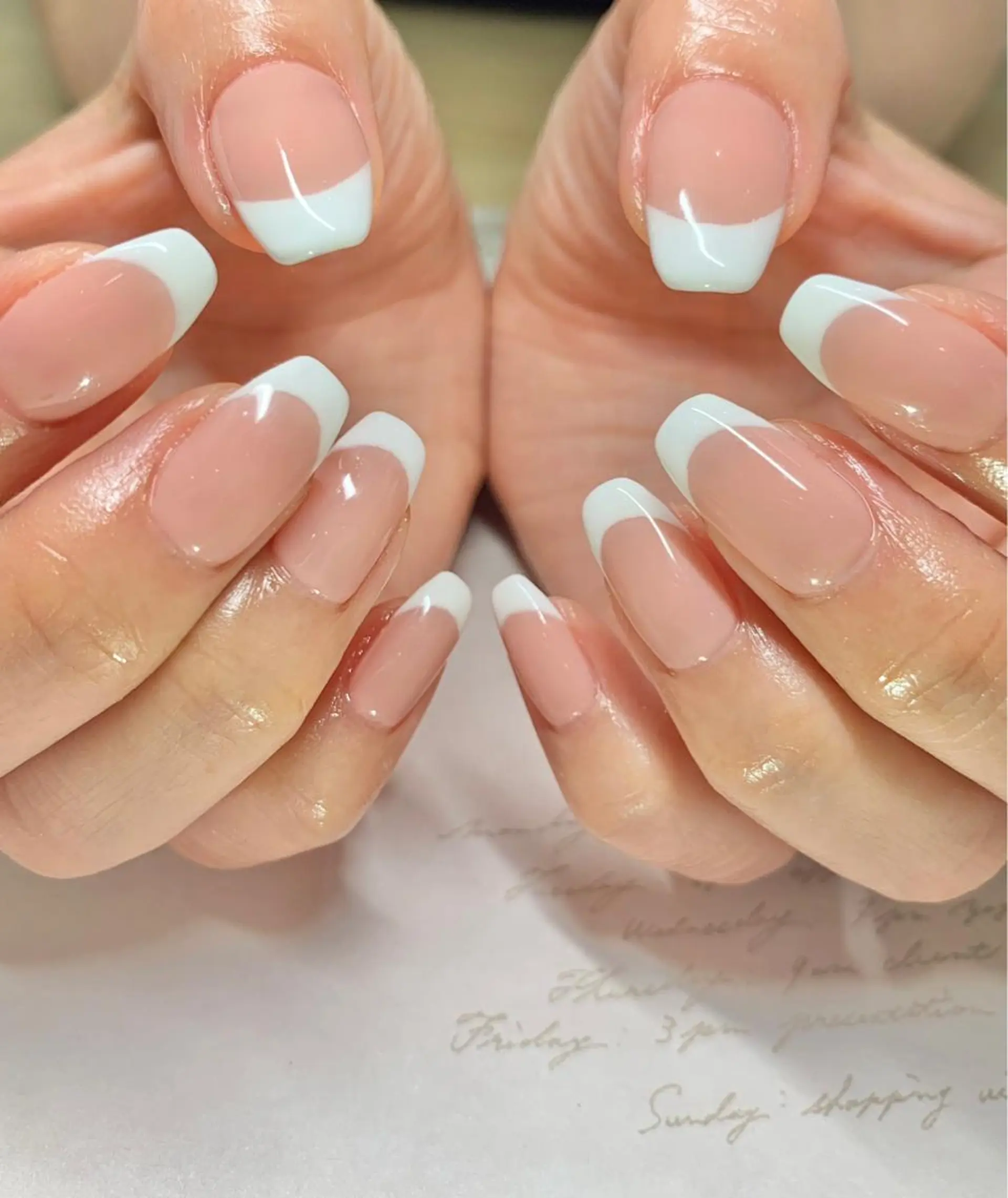 ネイル フレンチネイル nailsalon Fluaのネイルデザイン