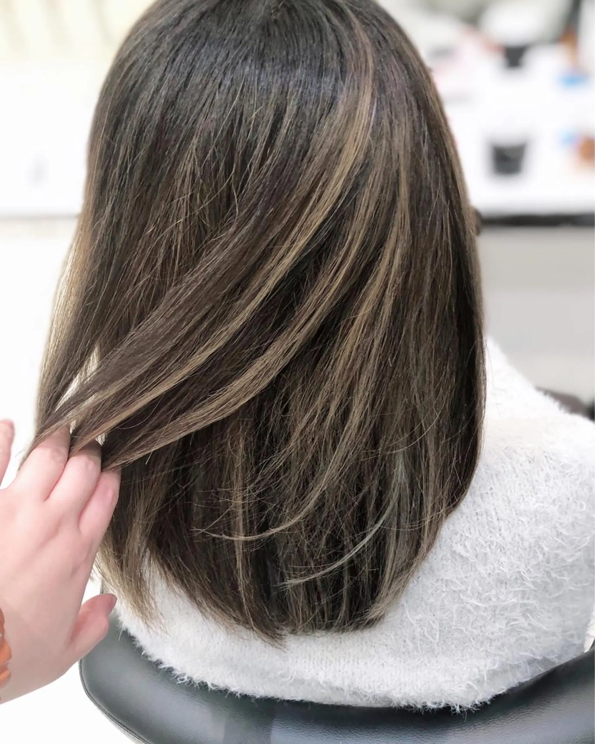 セミロング ヘアカラー トリートメント 岸 保奈美のヘアスタイル