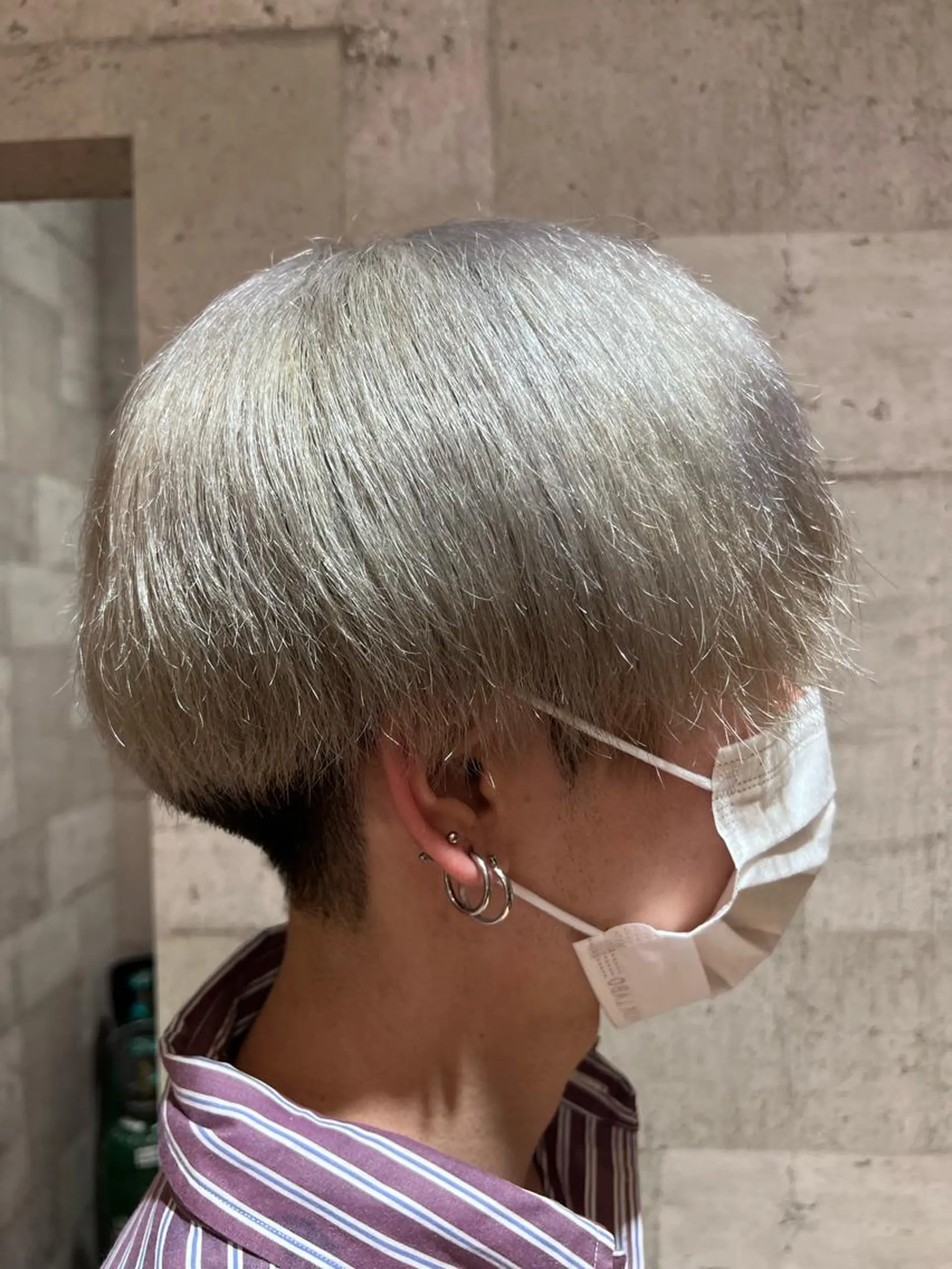 カラー ブリーチ ヘアメイクアース所属・加藤 大和のヘアスタイル