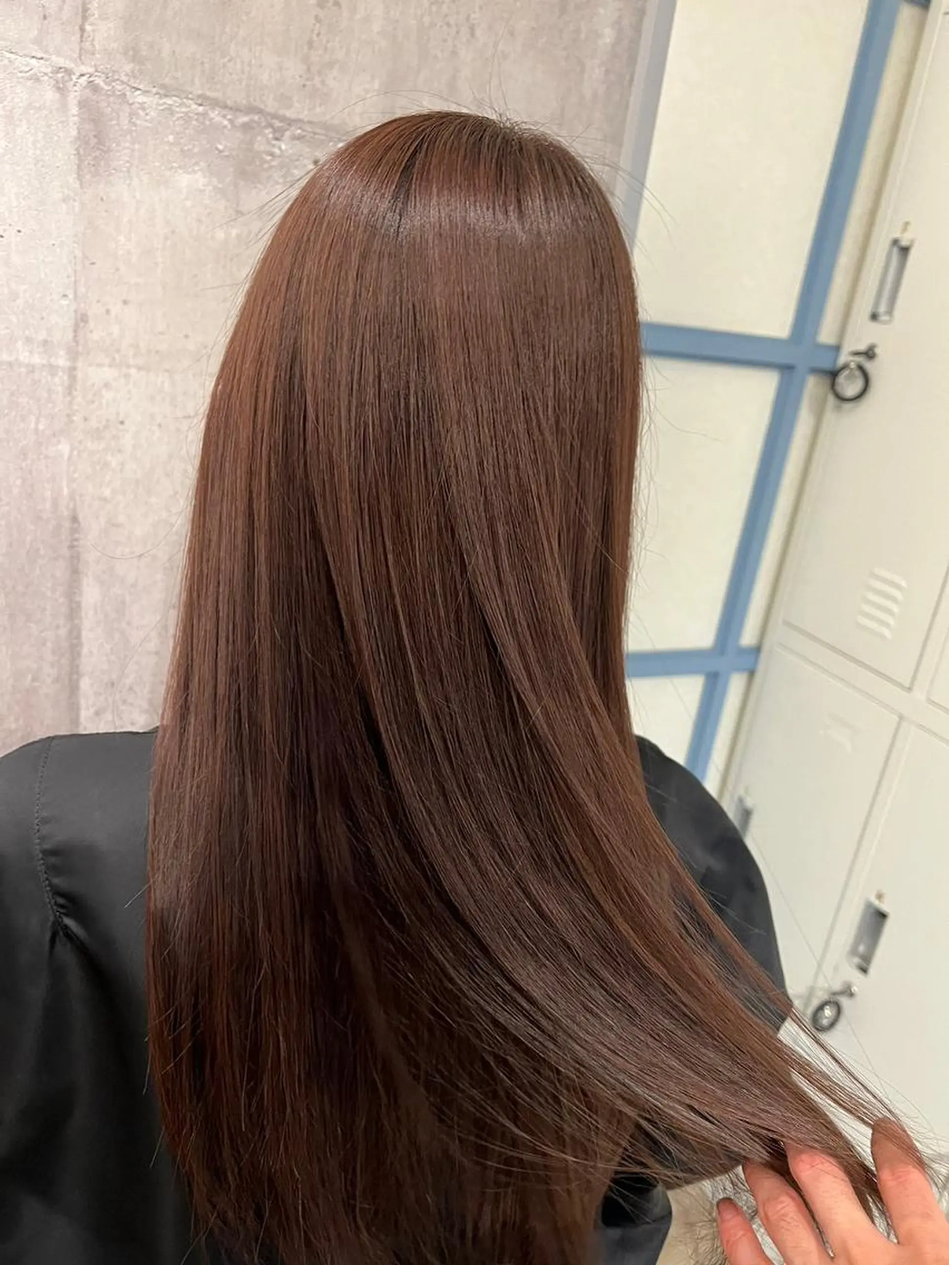 ミディアム カラー パーマ ヘアアレンジ ミディアムパーマ アディクシーカラー アッシュ バレイヤージュ ミストバング 初めでも安心🌟 newi町田✂のヘアスタイル