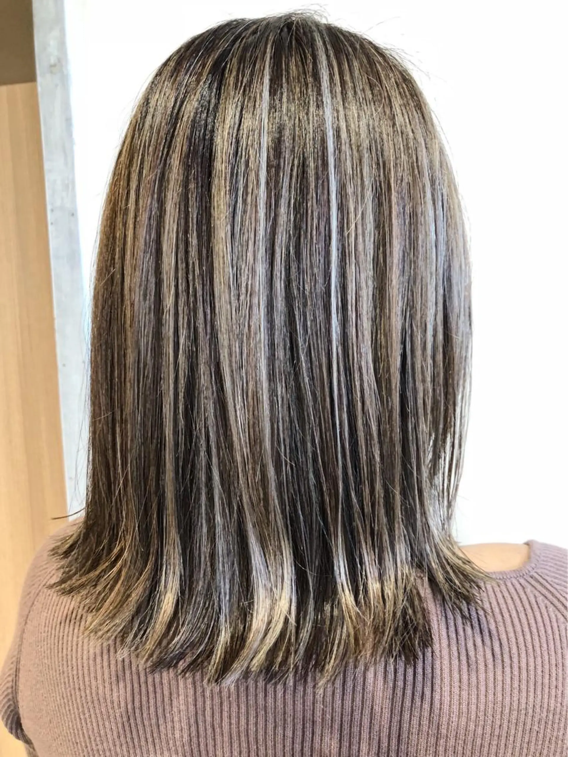 ミディアム ハイライト レイヤーカット トリートメント カット ヘアカラー トリートメント ✨シルクストレート✨ 美髪髪質改善Yukiのヘアスタイル