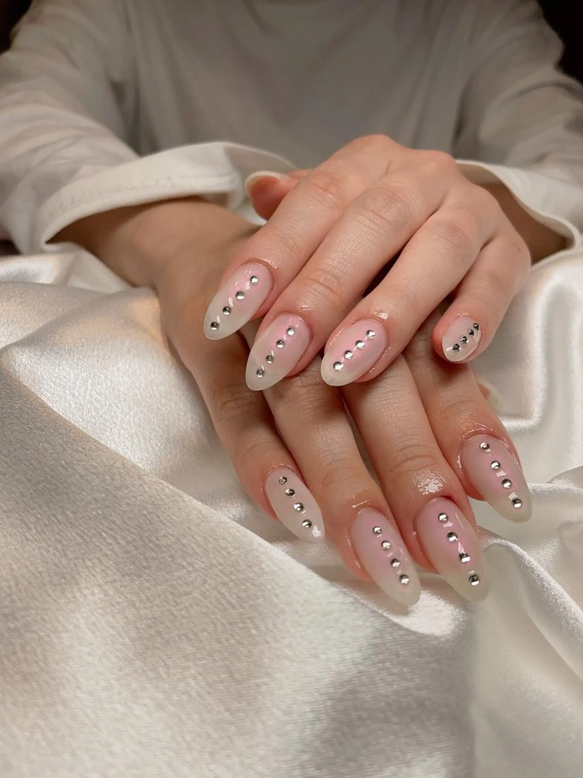 ネイル アイブロウ 眉カラー 眉毛ワックス脱毛 桜ネイル クリアネイル 長さ出し ハンドネイル Moana Nail 長さだし専門店のネイルデザイン