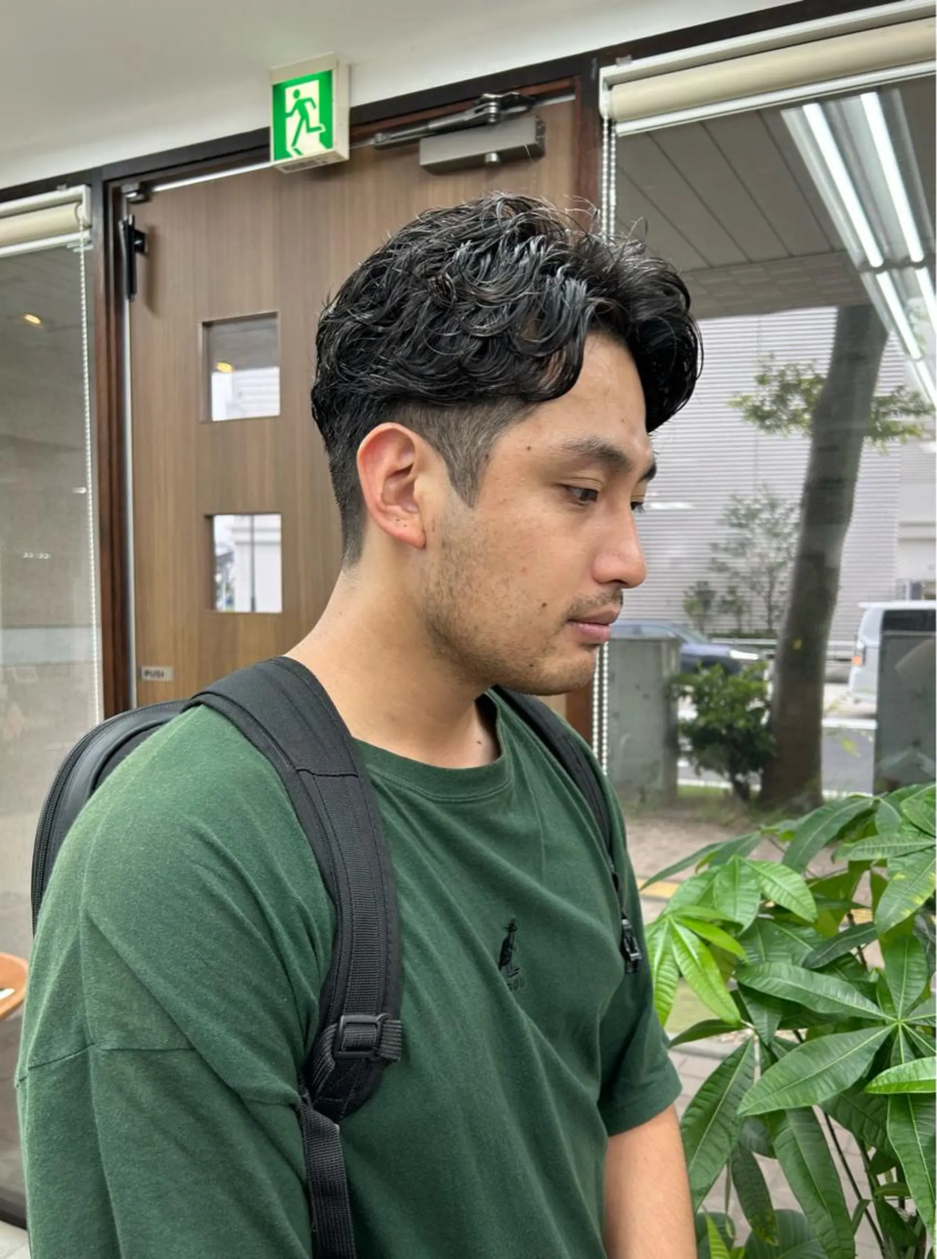 ショート パーマ メンズ アップバング メンズパーマ カット パーマ メンズパーマの達人 /タカシマ　ダイスケのヘアスタイル