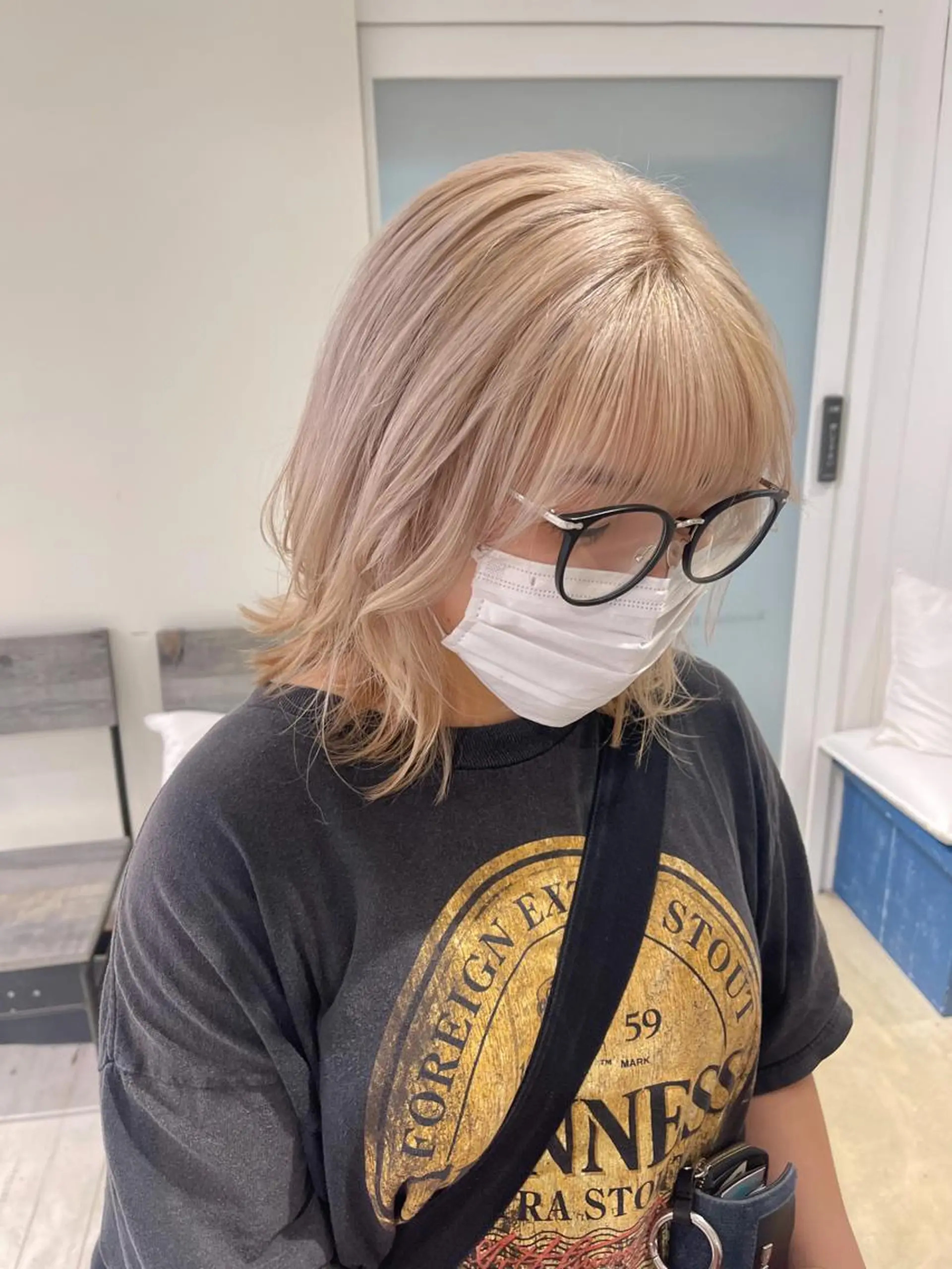 ミディアム カラー ハイトーンカラー レイヤーカット ボブ・韓国ヘア特化 美容師💕織茂ひかりのヘアスタイル