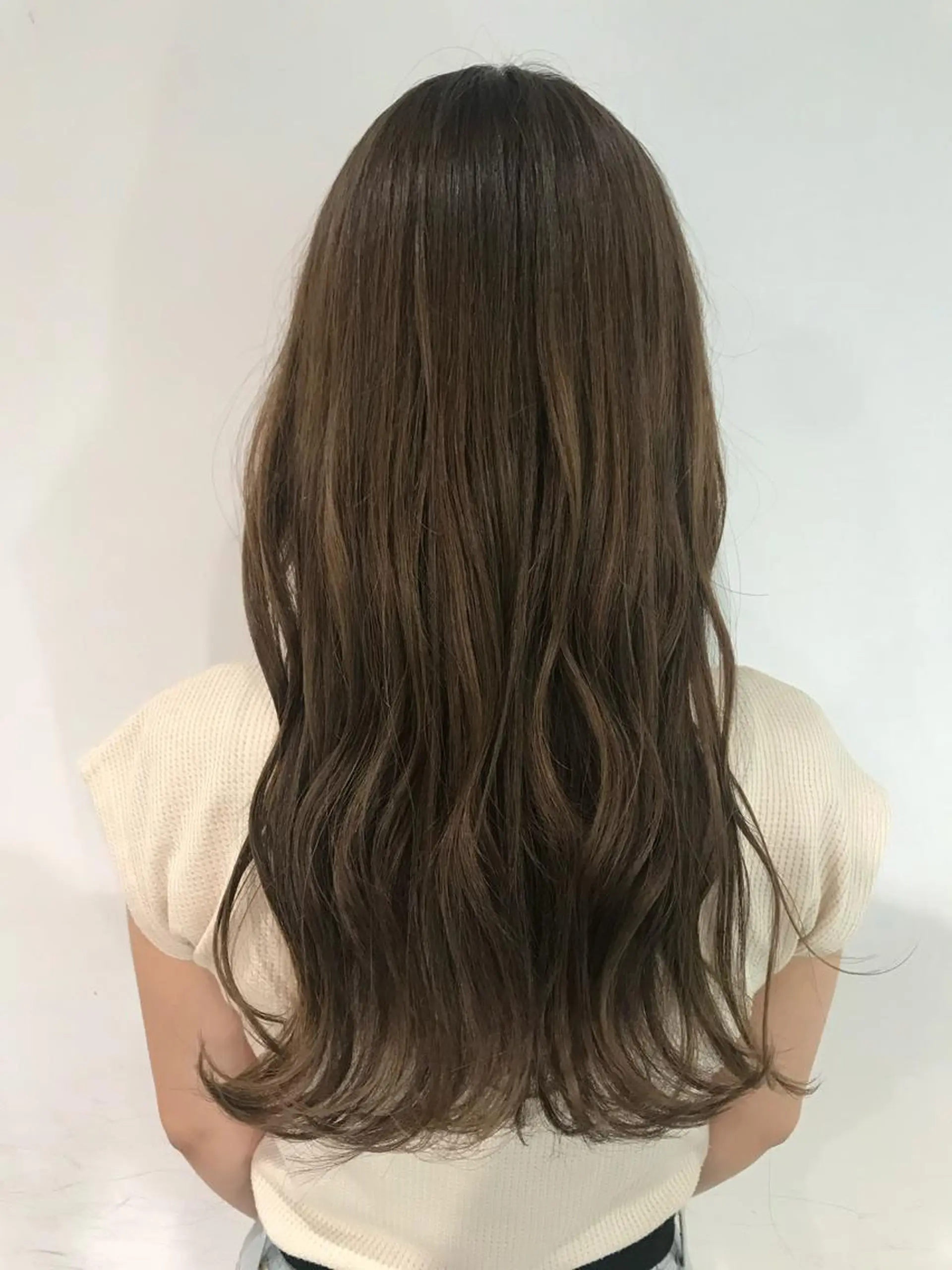 ロング カラー オレンジ カット ヘアカラー トリートメント ikeda shioriのヘアスタイル