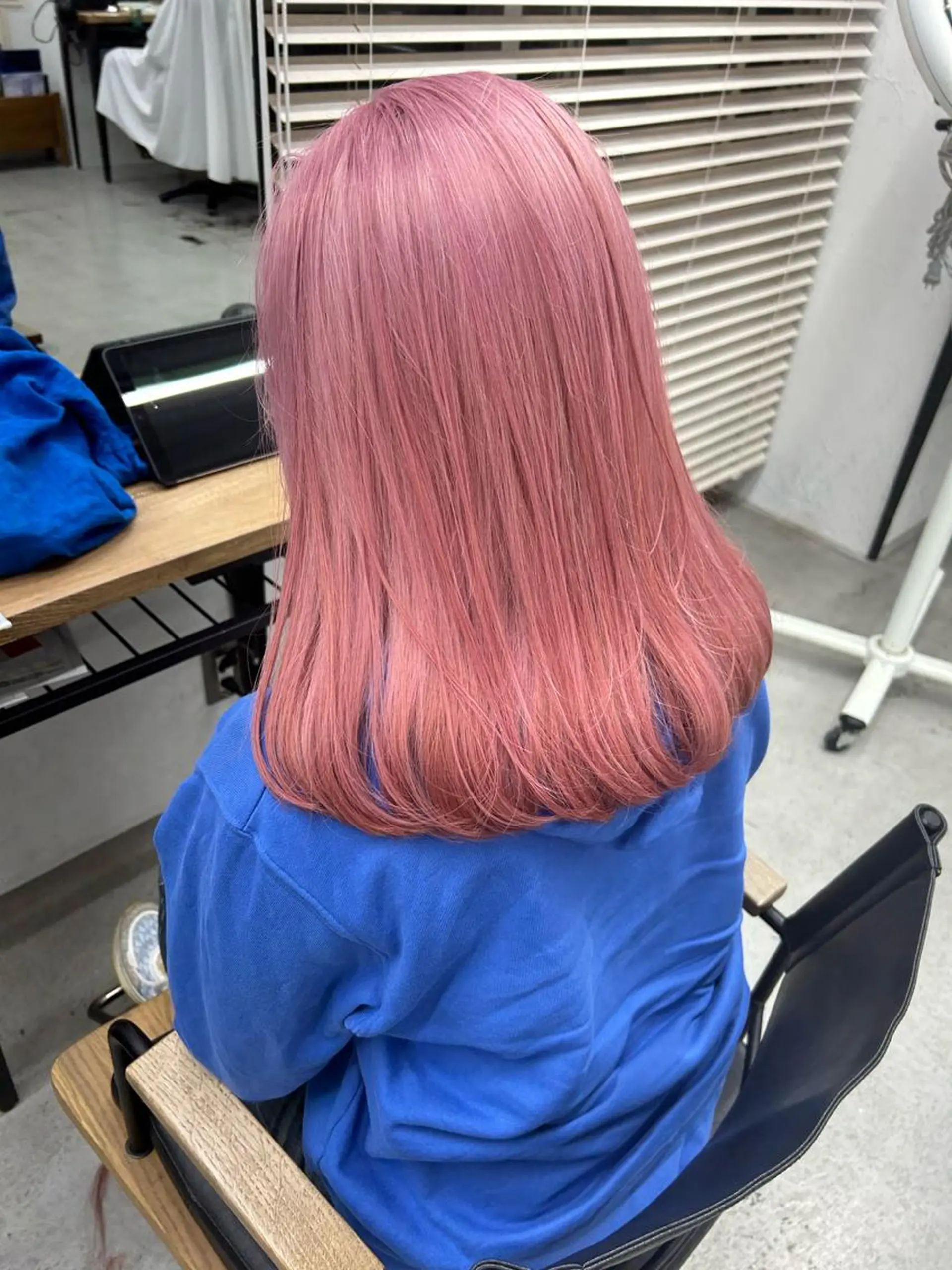 セミロング カラー ピンクカラー カット ヘアカラー トリートメント 🧸艶々韓国ヘア 🧁mizunaのヘアスタイル