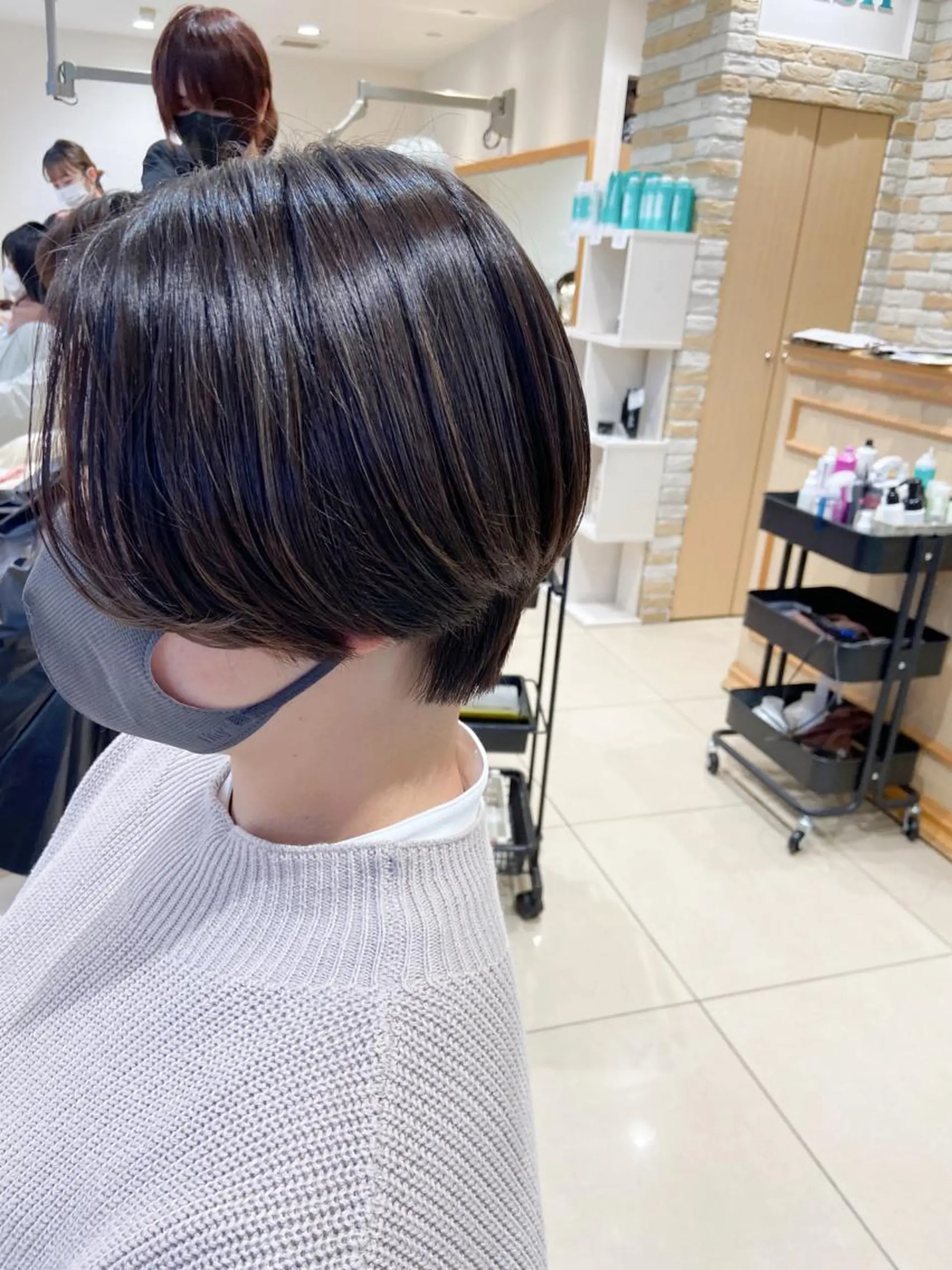 ショート ハイライト 30代からの大人 ショートのヘアスタイル